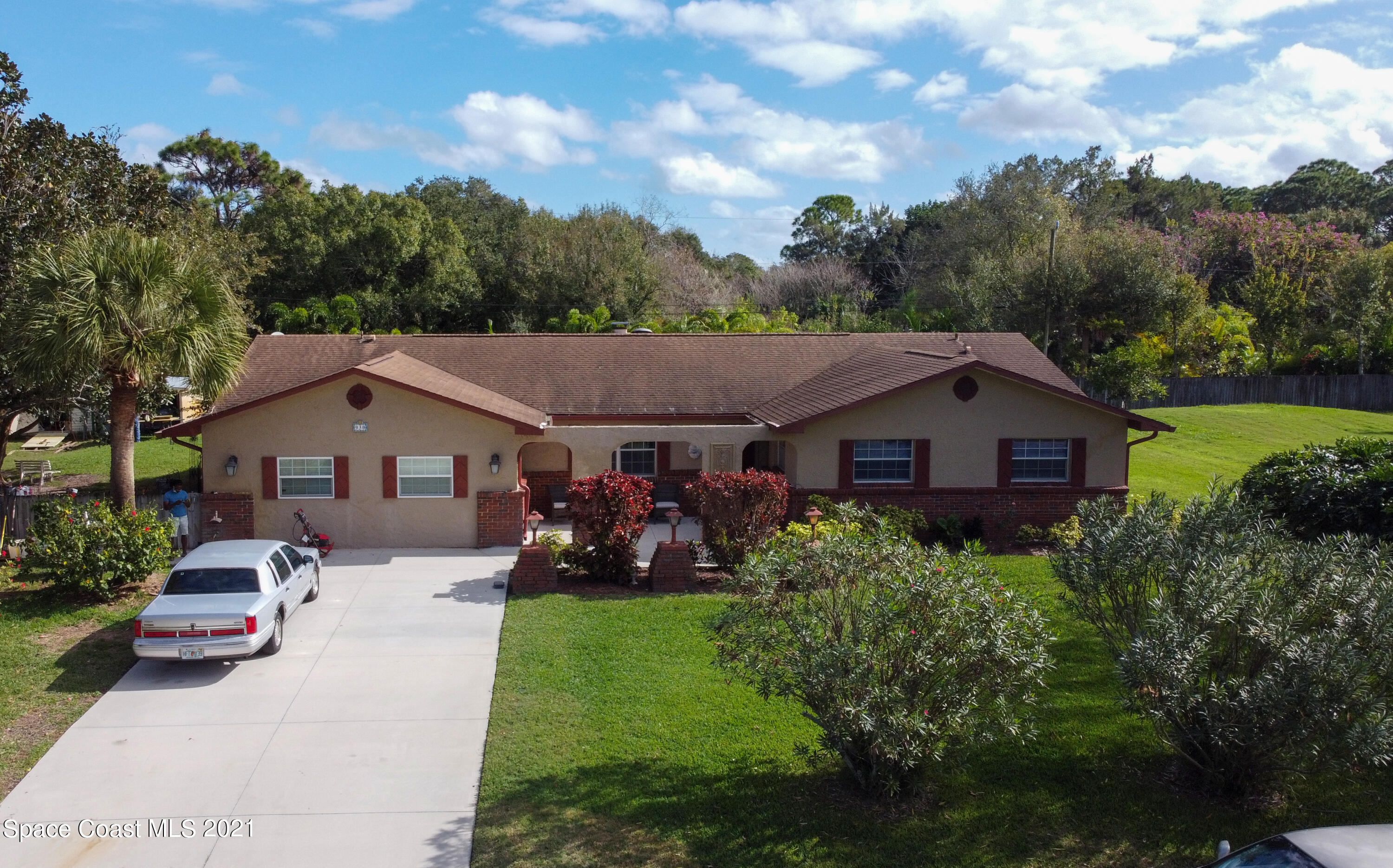 930 Miller Lane