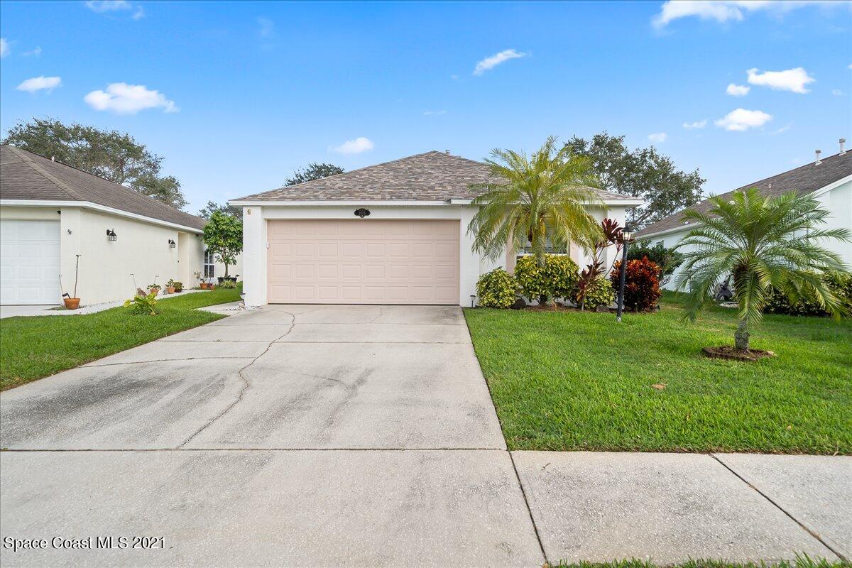2075 Majestic Pine Court NE