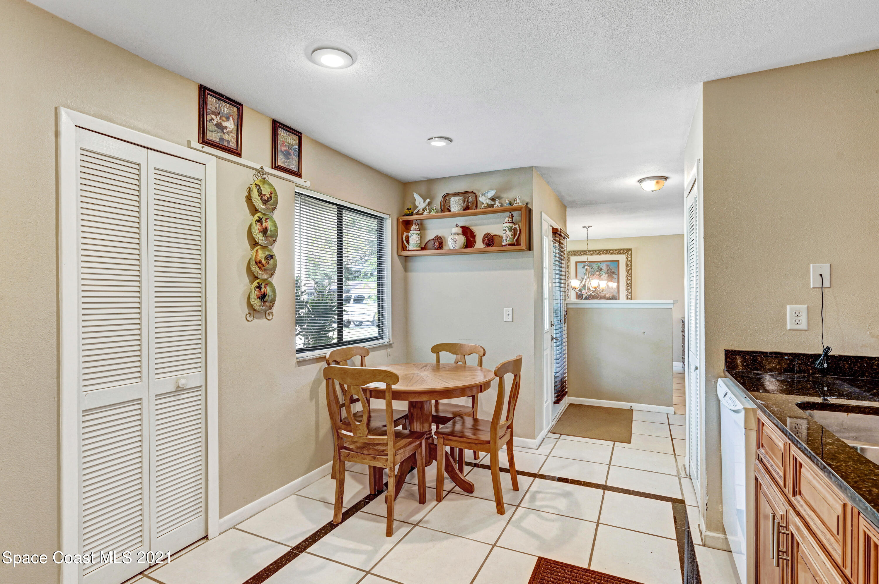 808 Pine Valley Court