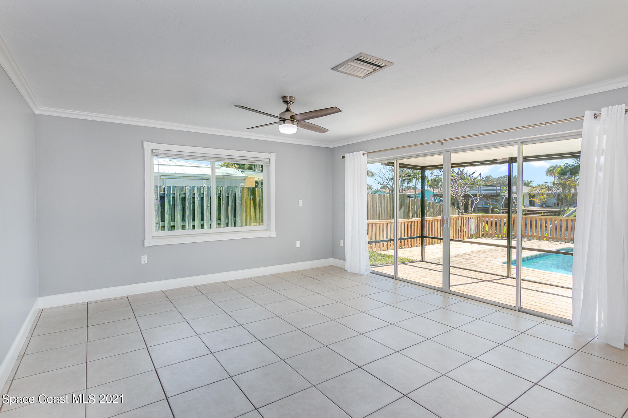 476 Cardinal Drive
