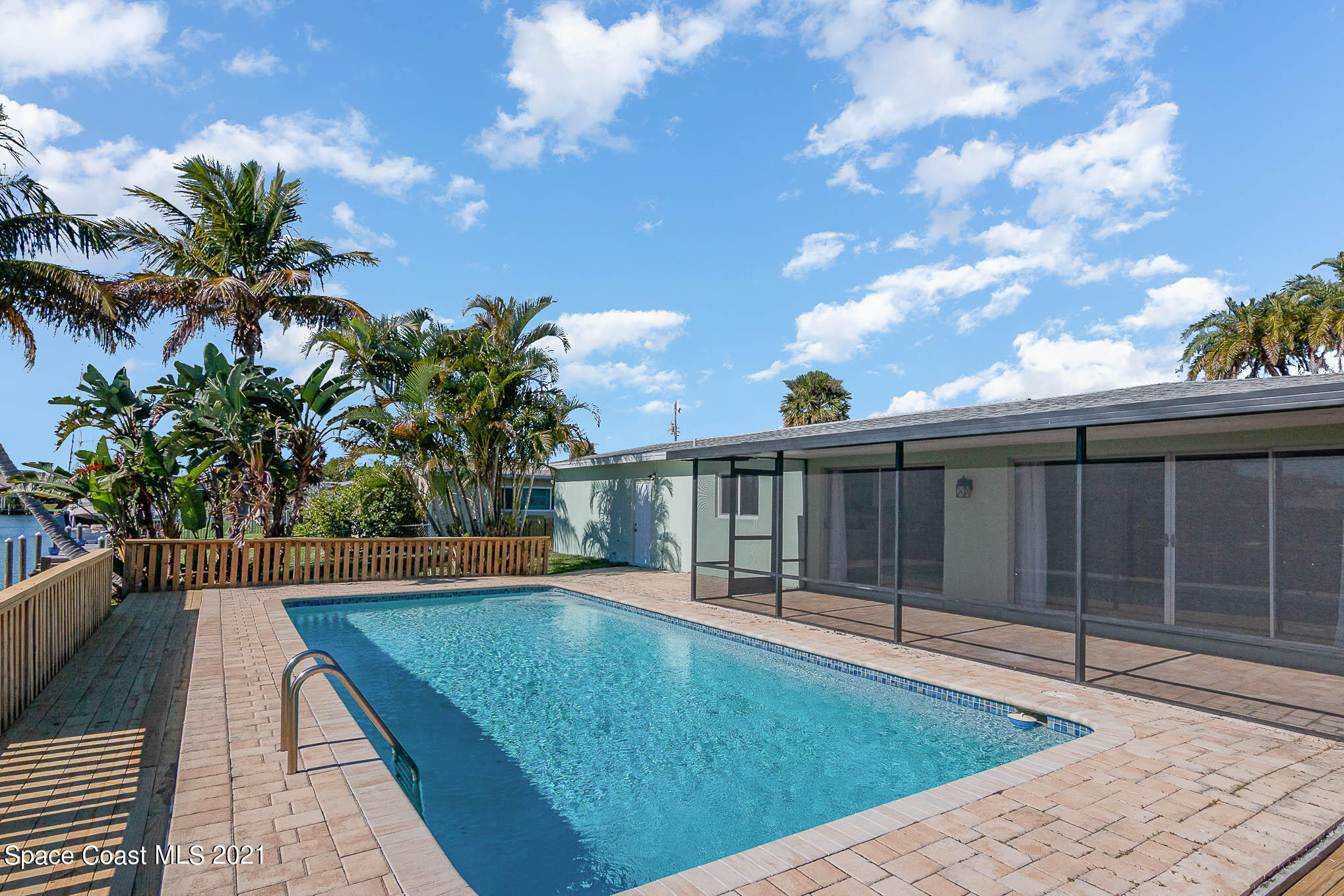 476 Cardinal Drive