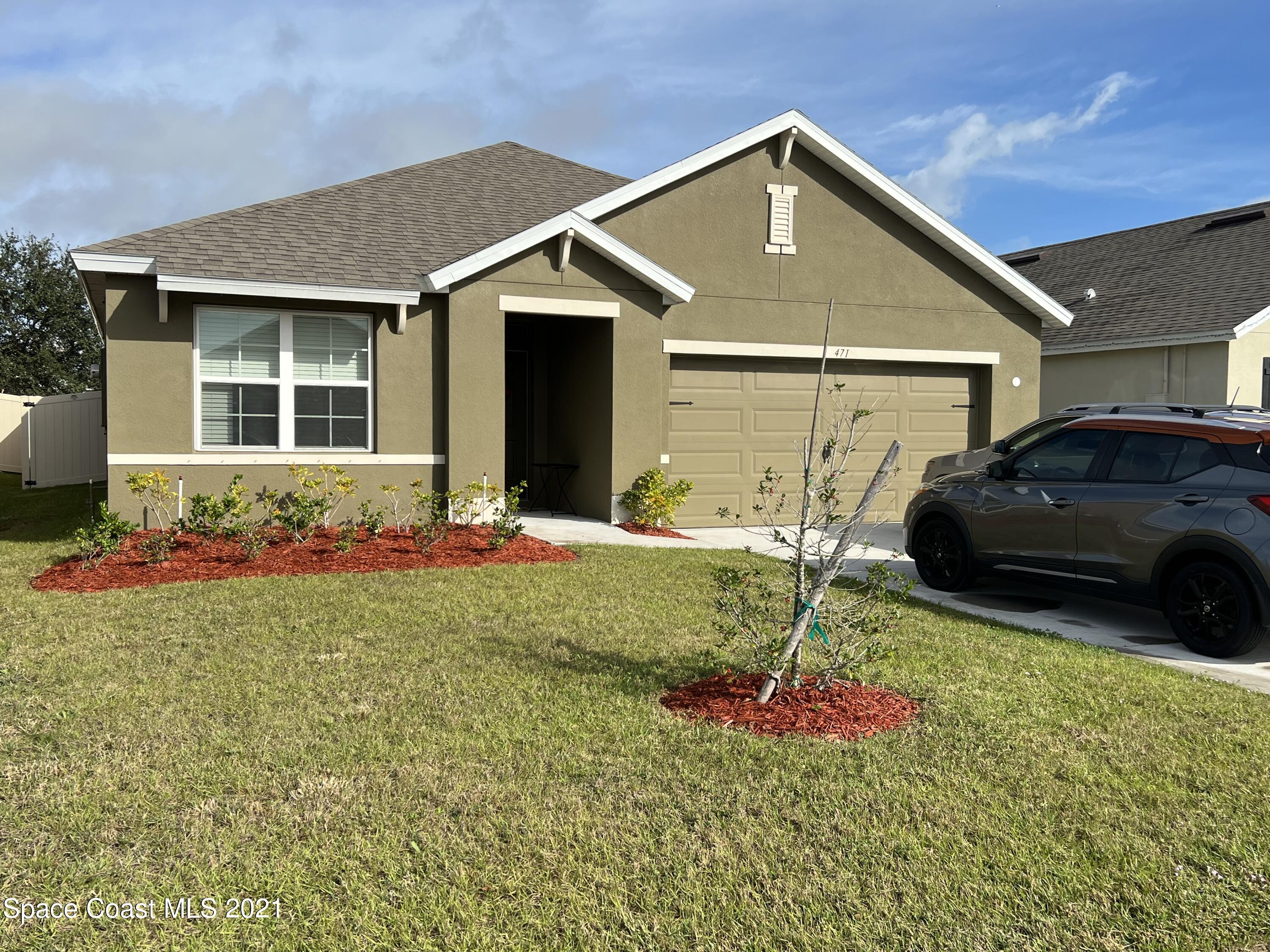 471 Moray Drive SW