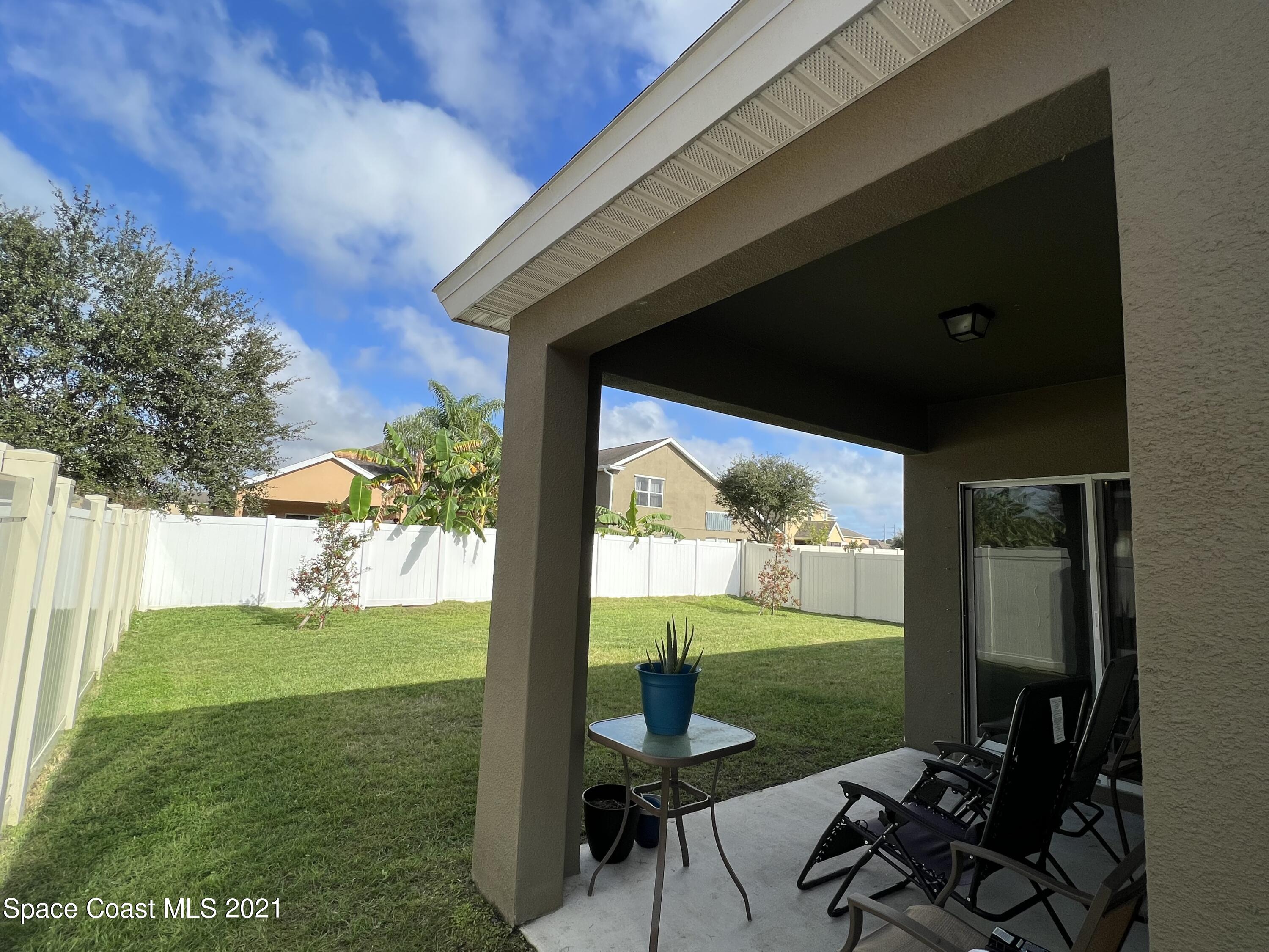 471 Moray Drive SW