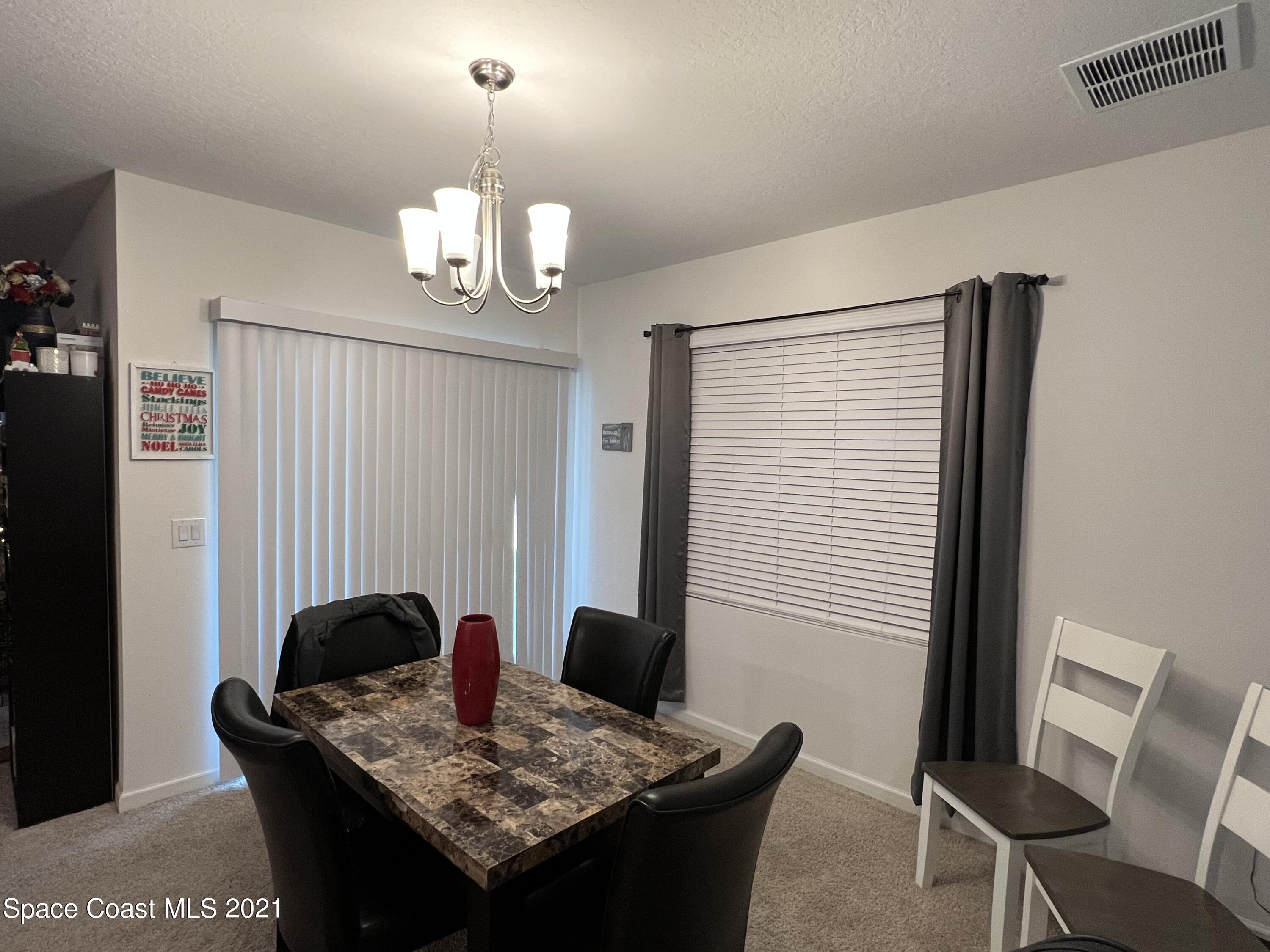 471 Moray Drive SW