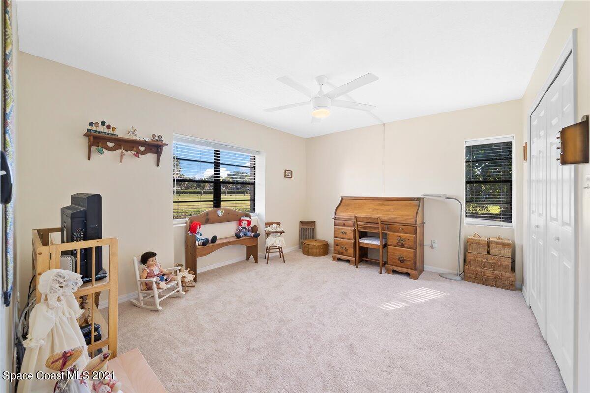 2727 N Wickham Road, 4-101