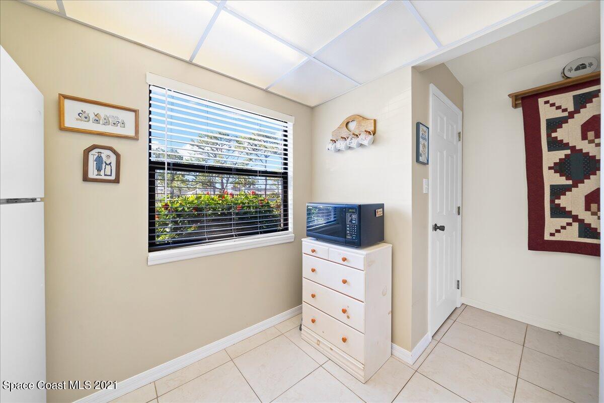 2727 N Wickham Road, 4-101