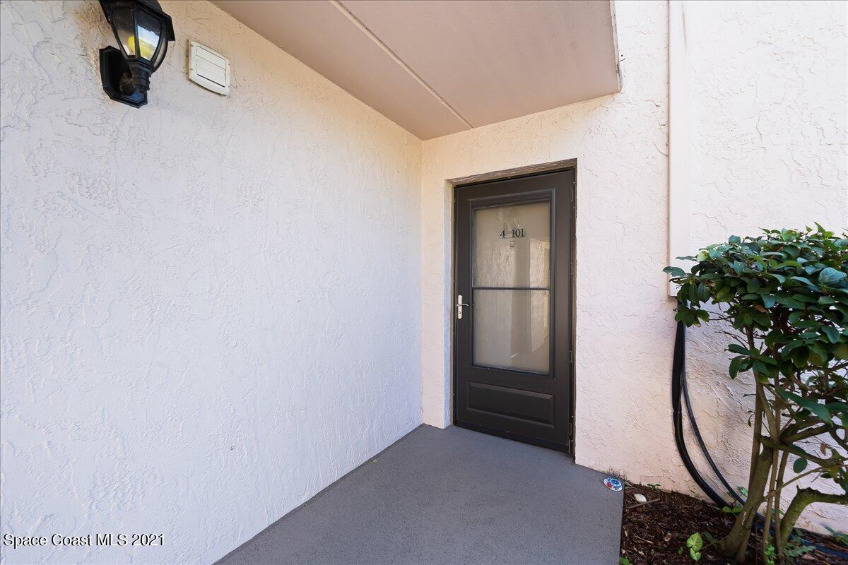2727 N Wickham Road, 4-101