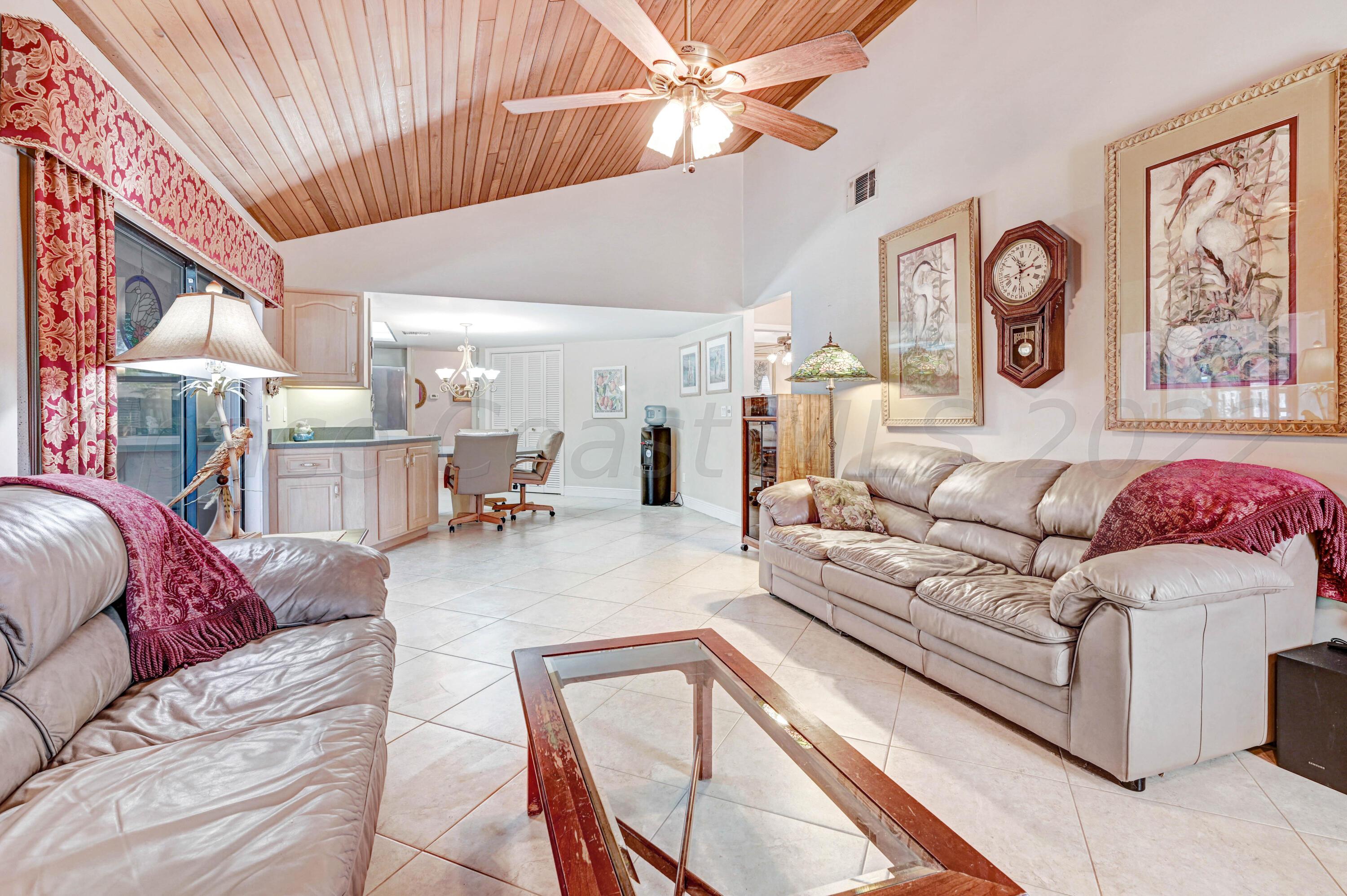 401 Carriage Road
