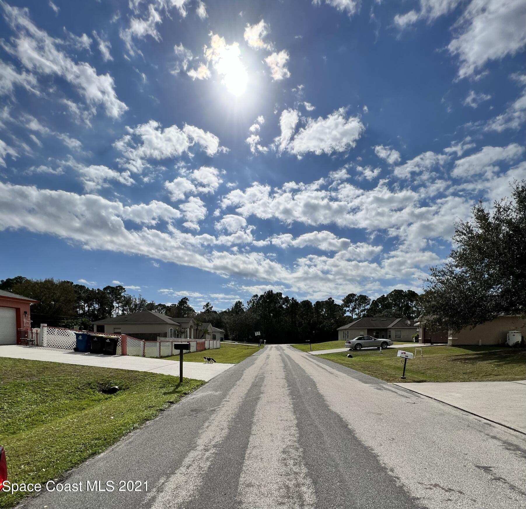 288 Delake Road NW