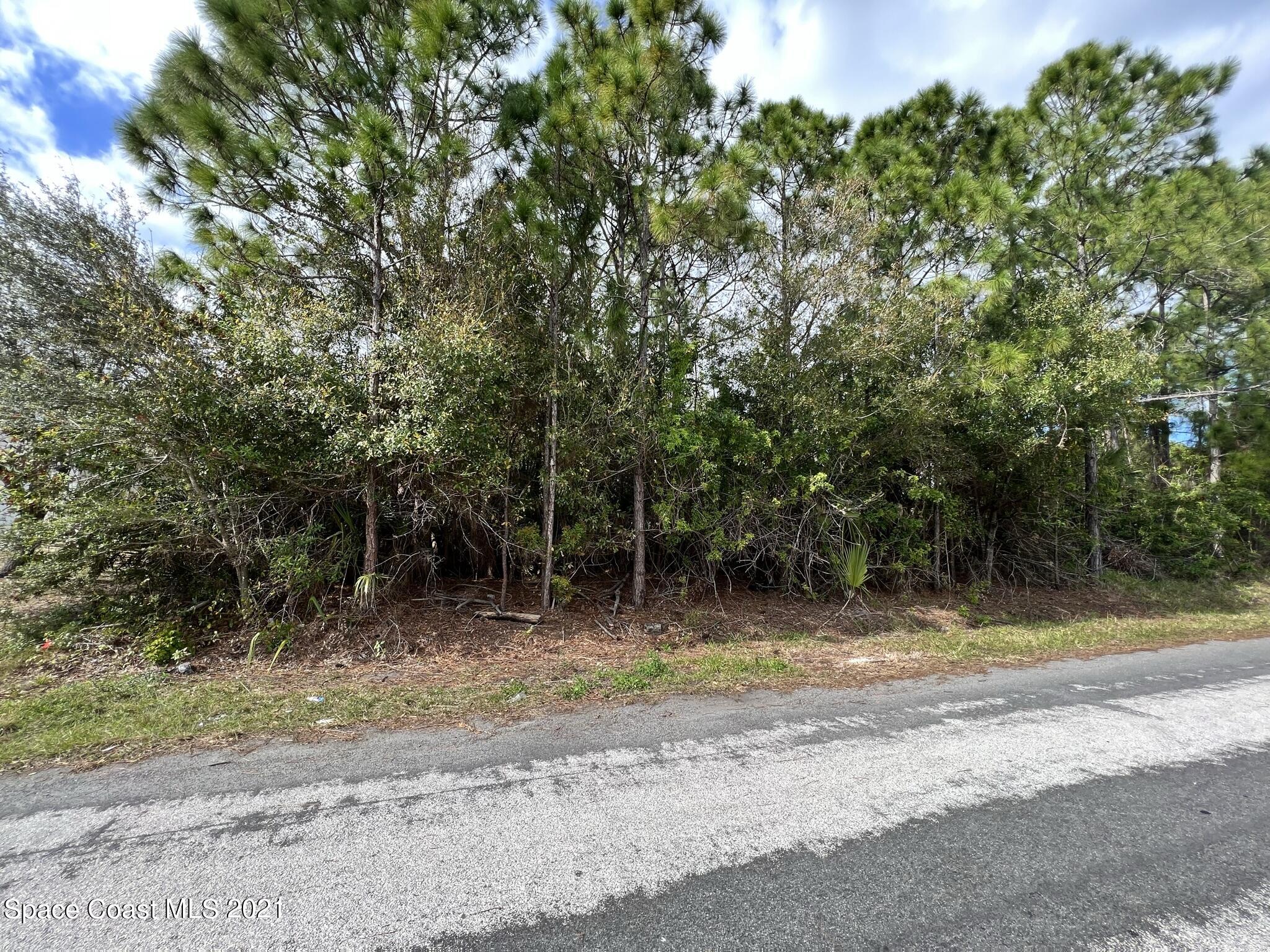 288 Delake Road NW