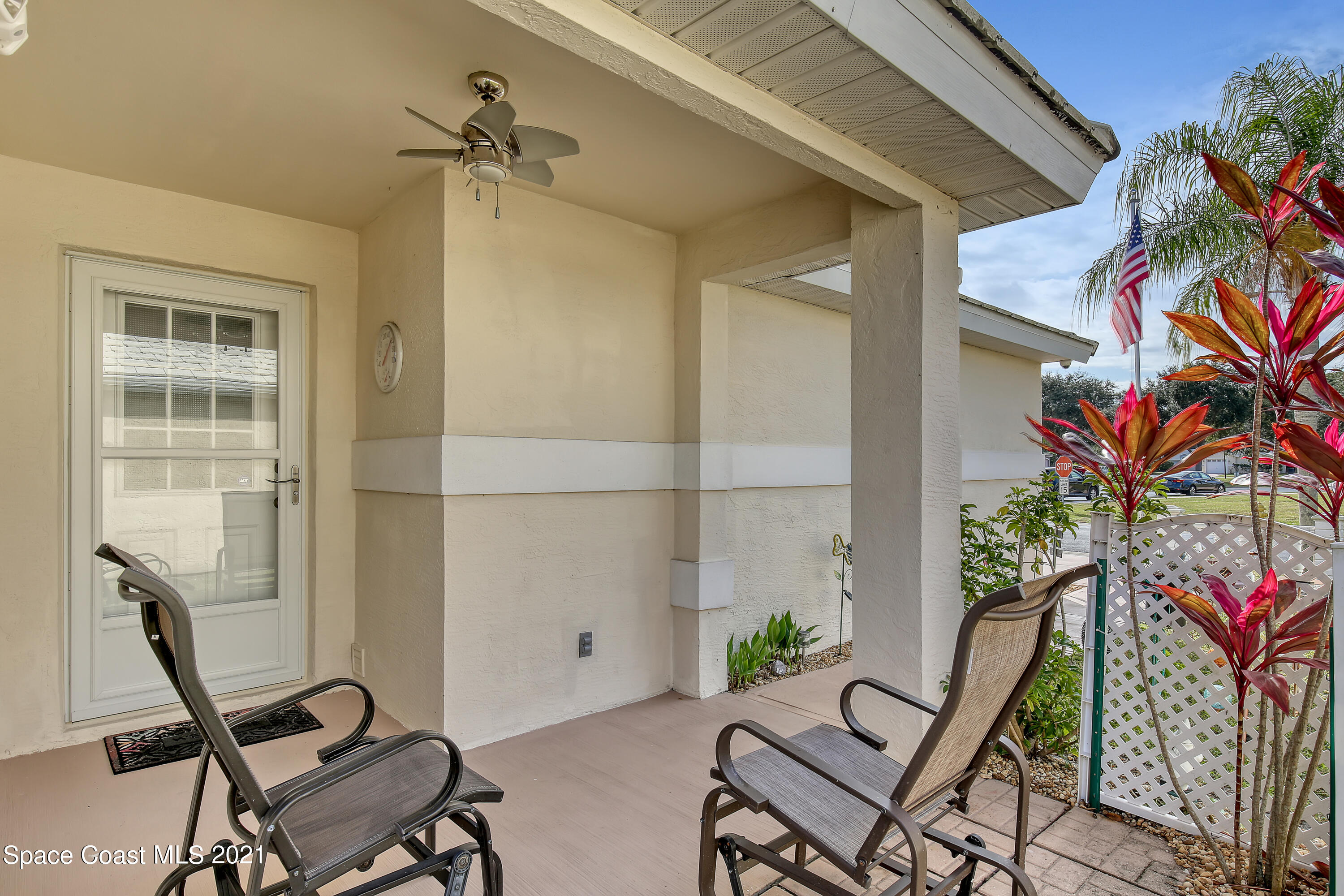 1999 Sugarberry Court NE