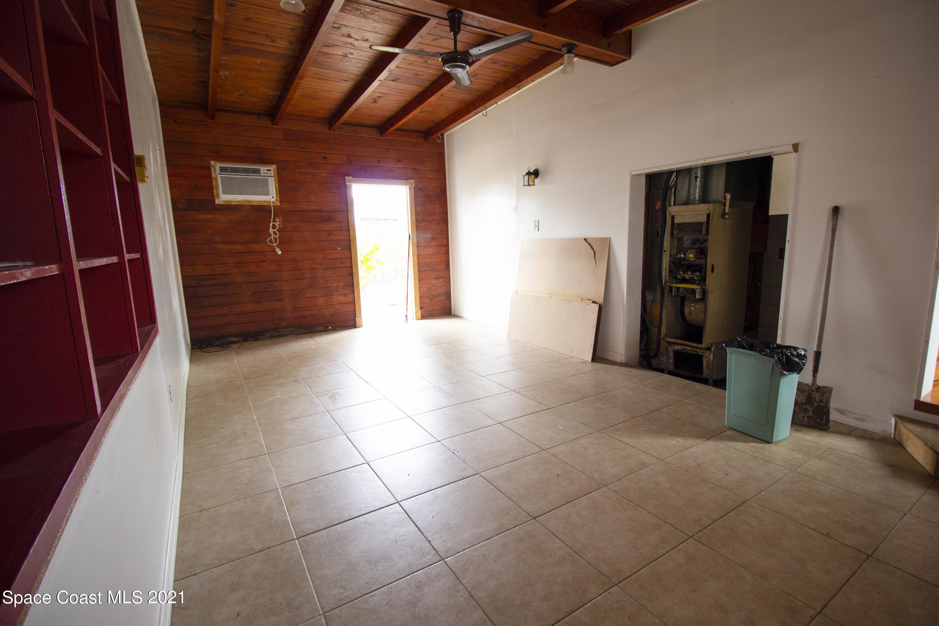 317 Live Oak Lane