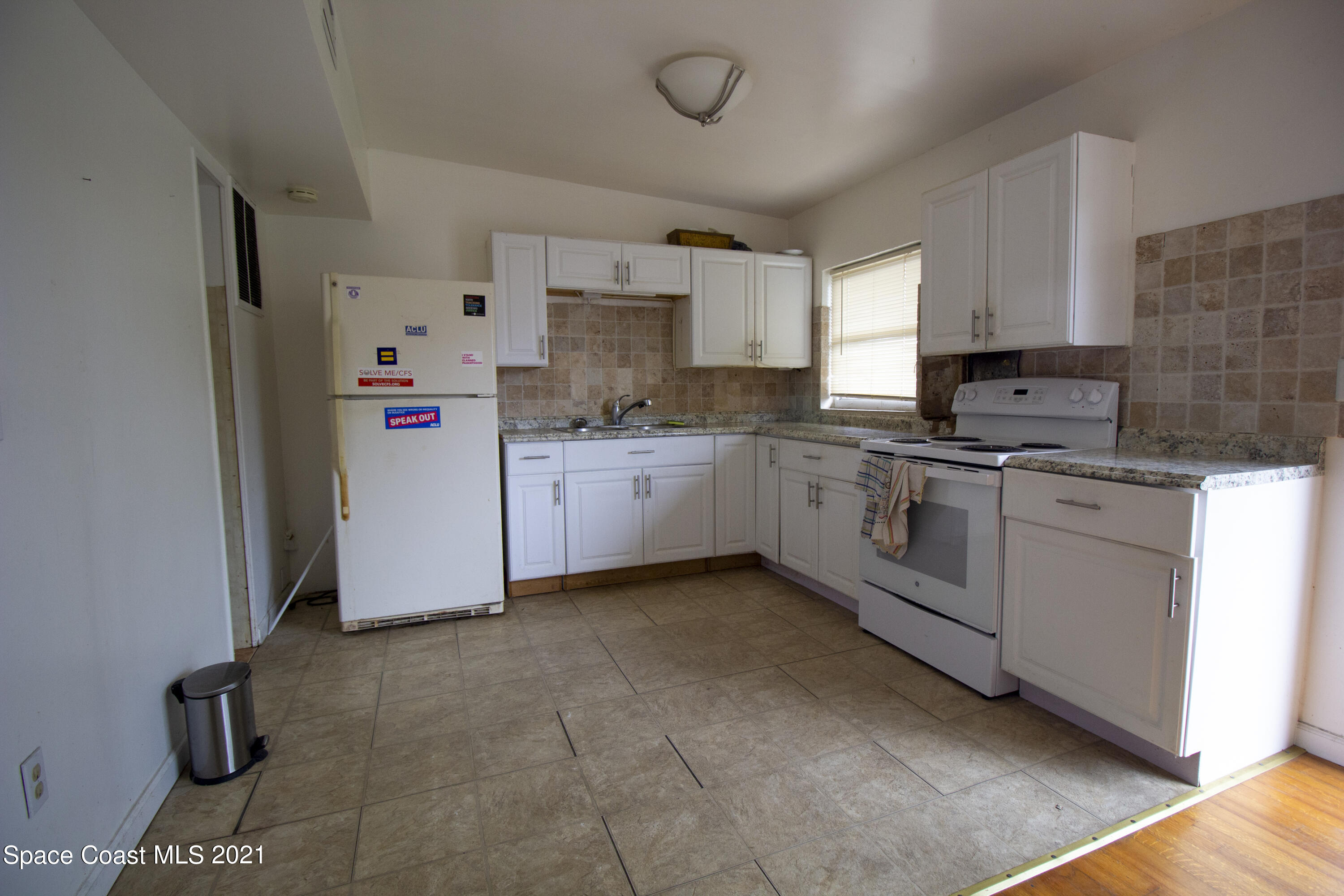317 Live Oak Lane