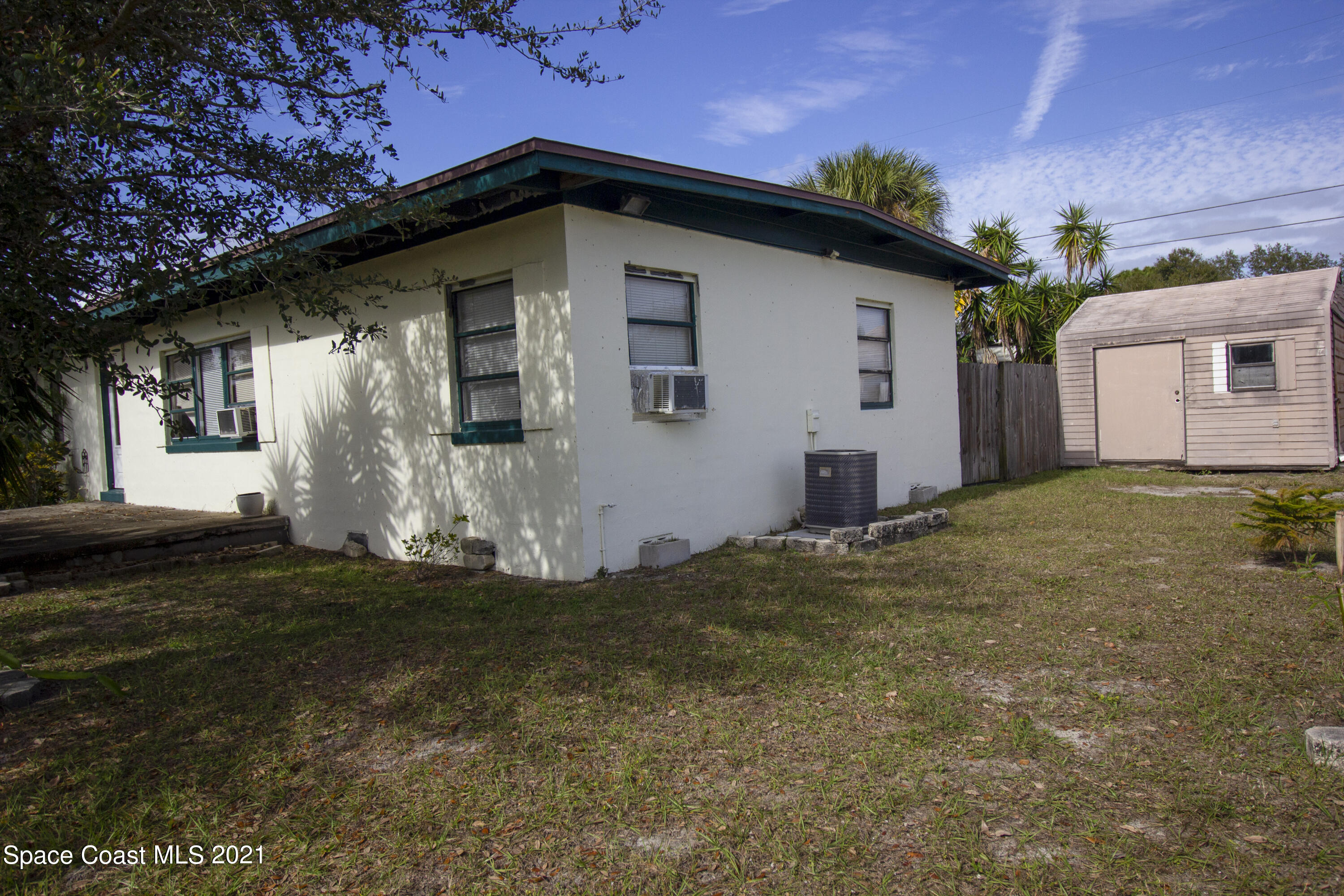 317 Live Oak Lane