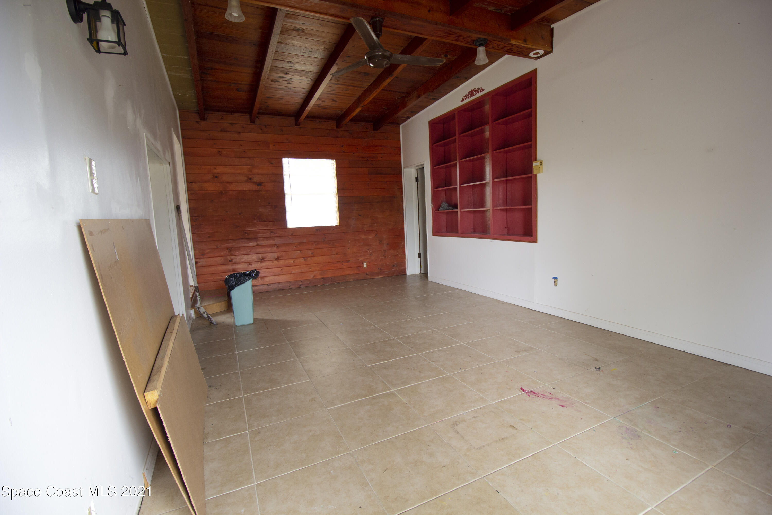 317 Live Oak Lane