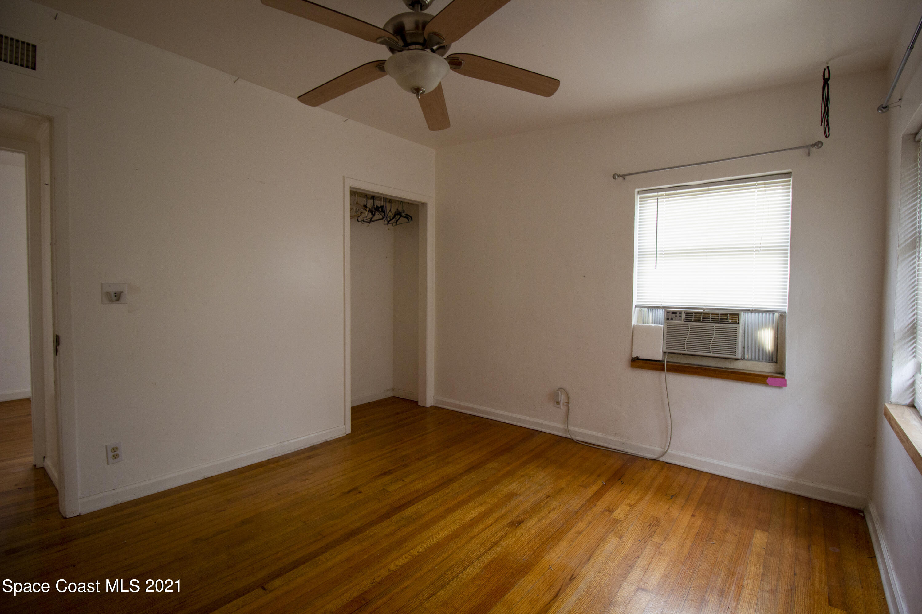 317 Live Oak Lane