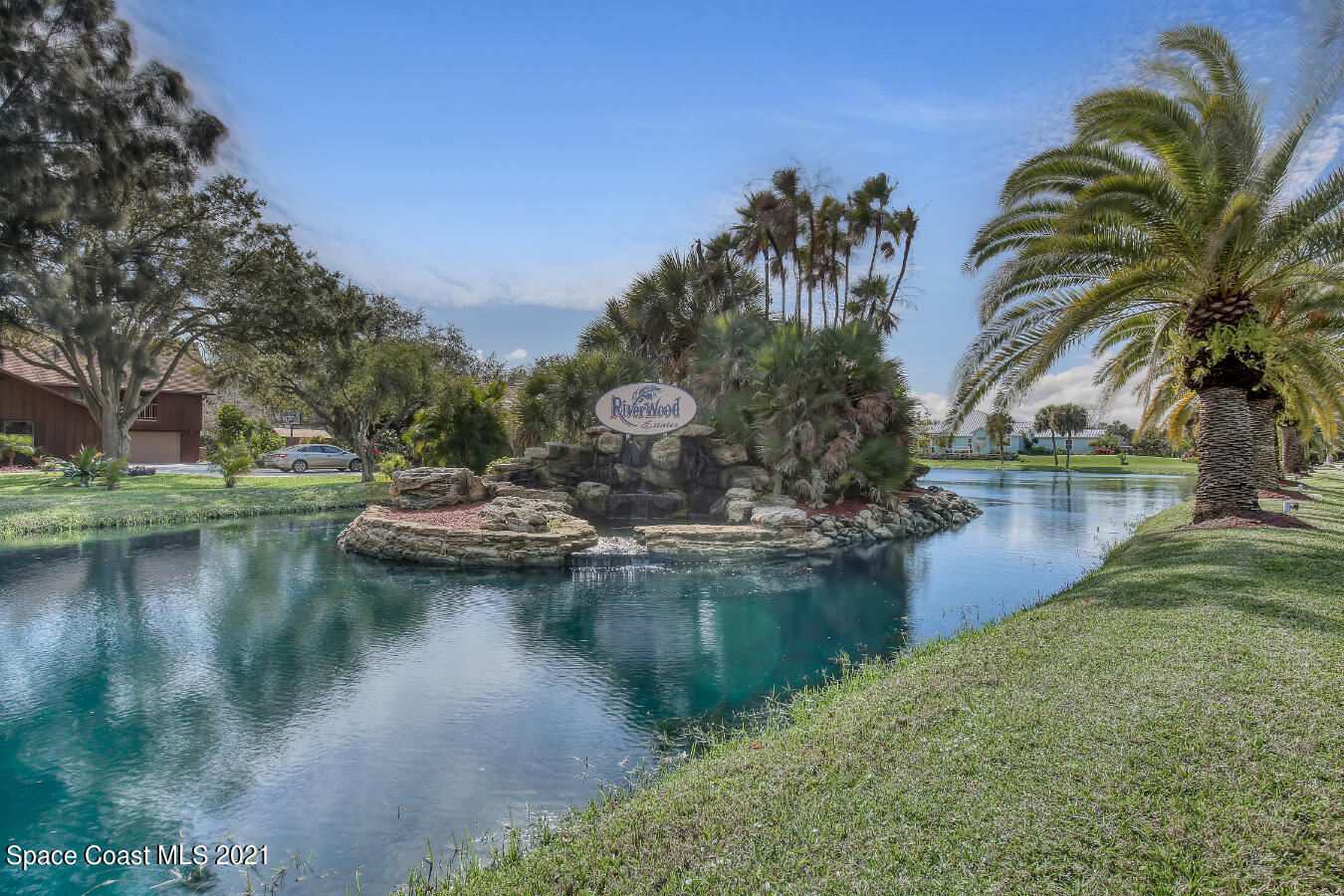 2135 River Oaks Court