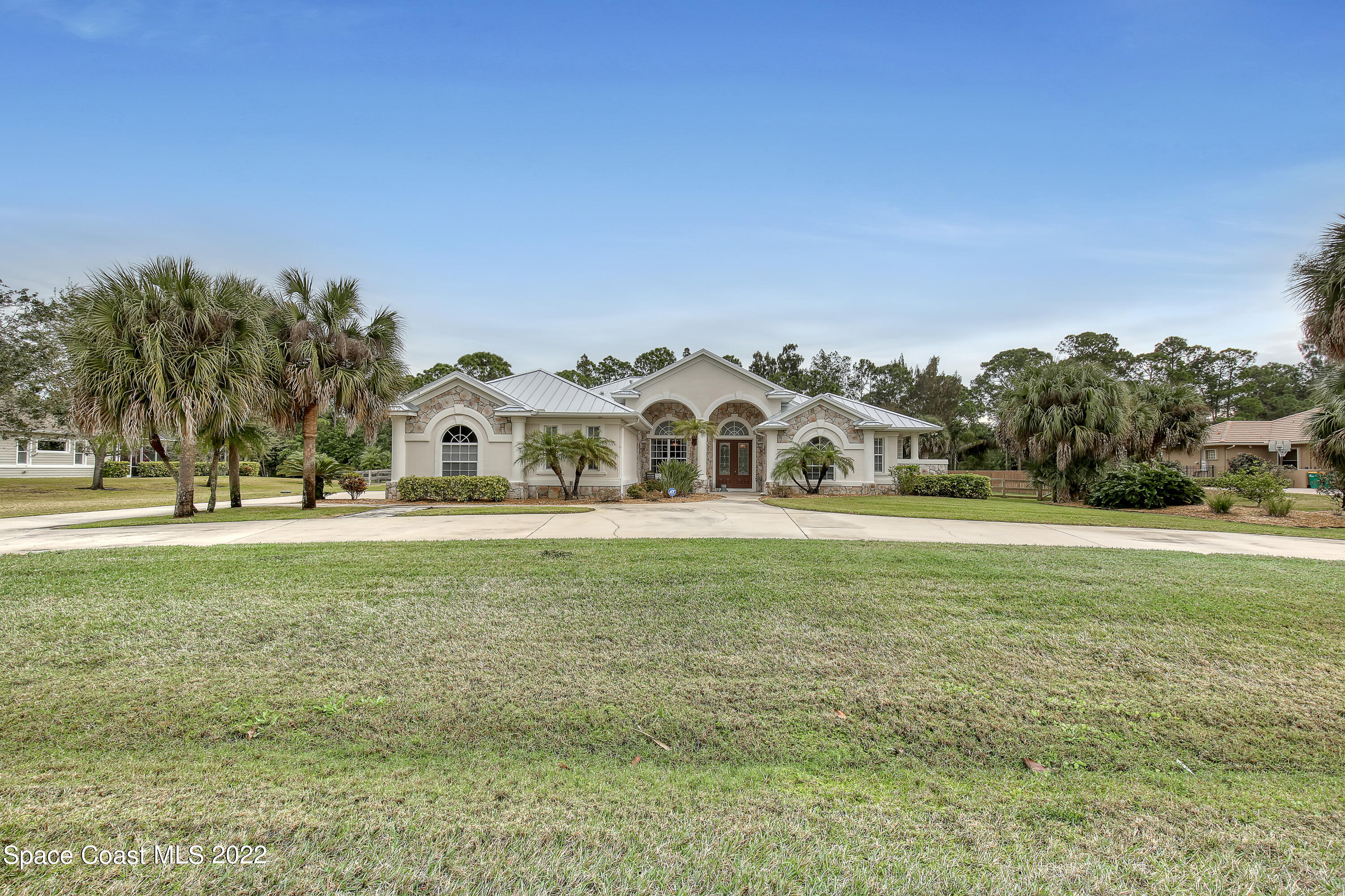 2510 Crooked Antler Drive