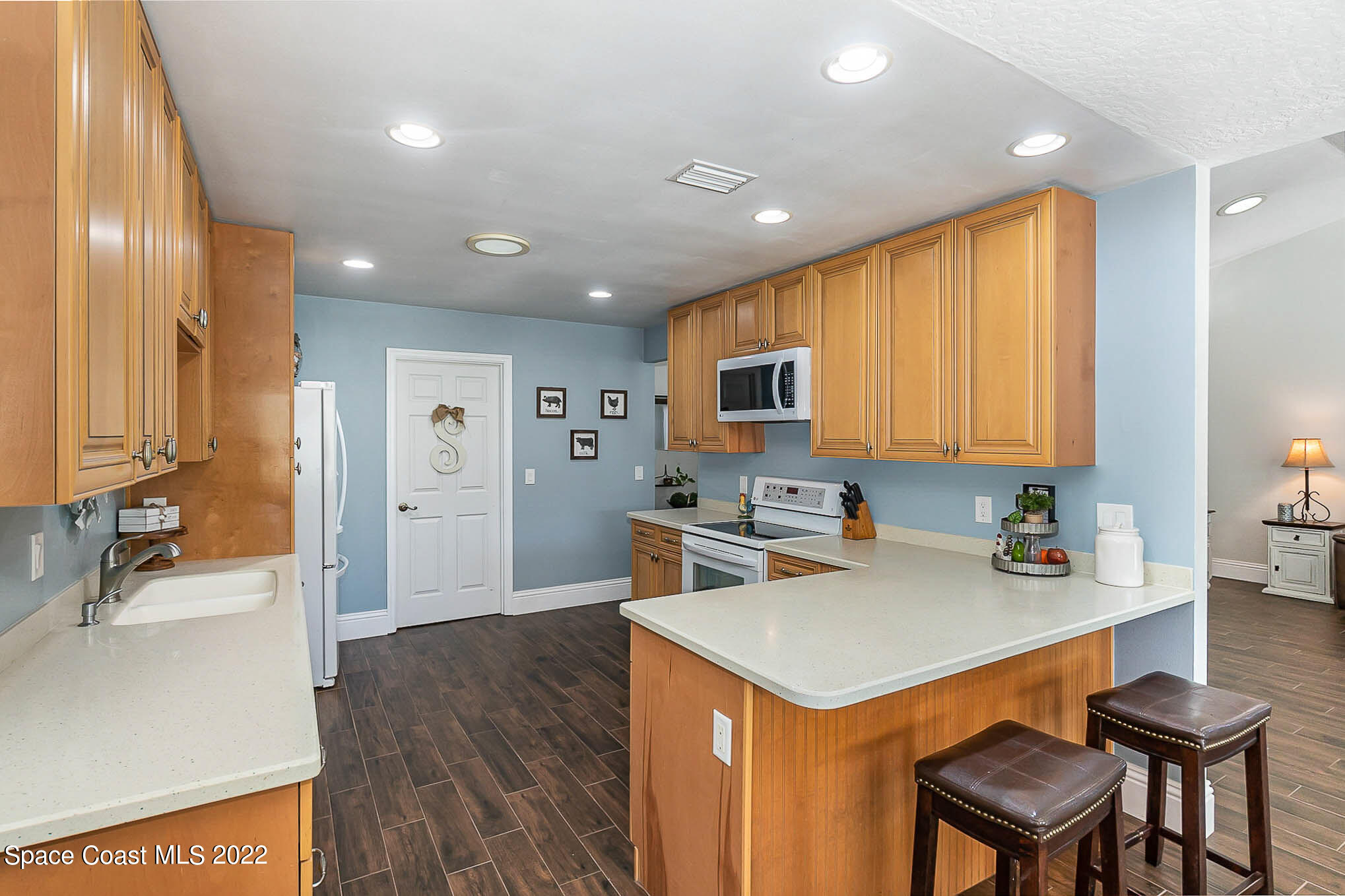 284 Hurst Road NE
