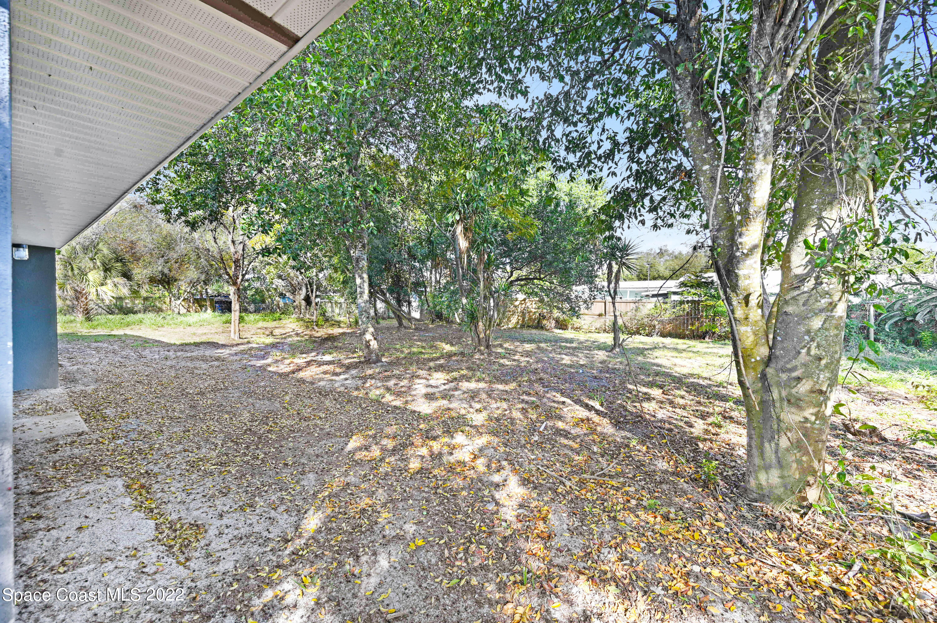 1512 Clear Lake Court
