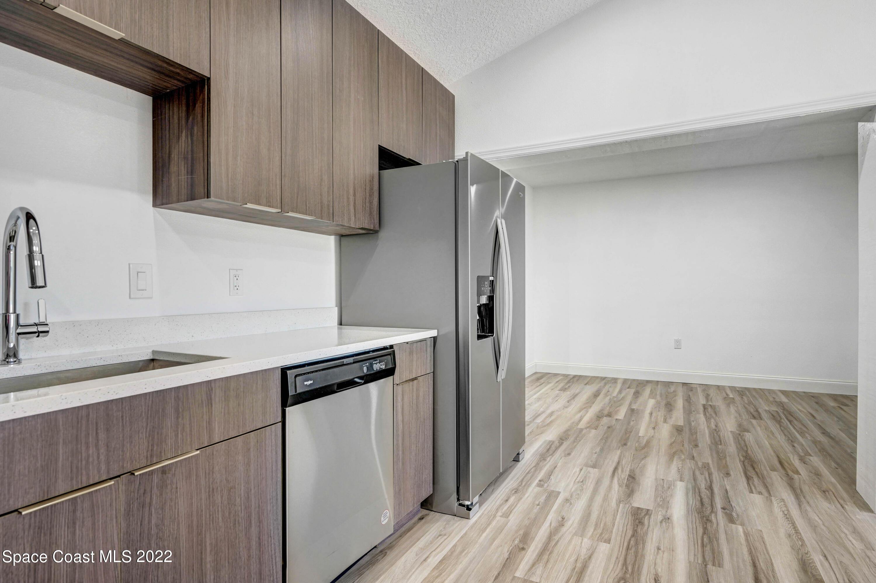 1512 Clear Lake Court