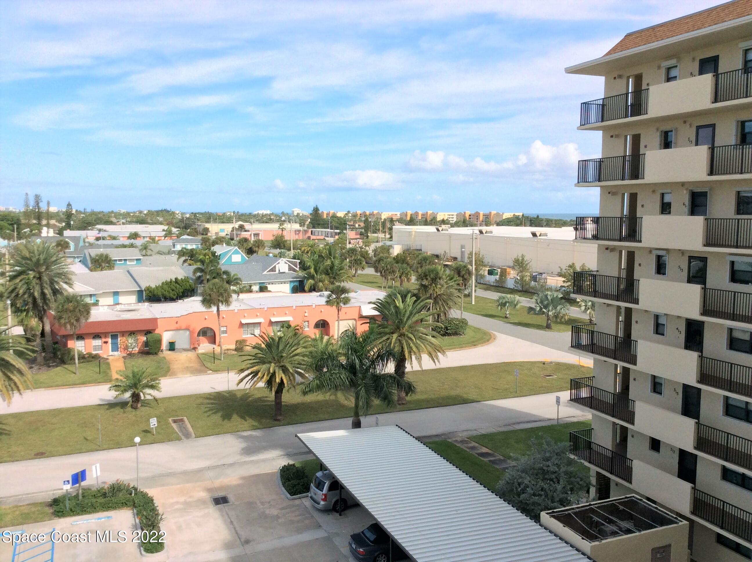 520 Palm Springs Boulevard, 407