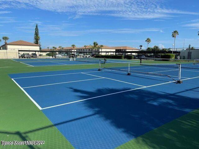 520 Palm Springs Boulevard, 407