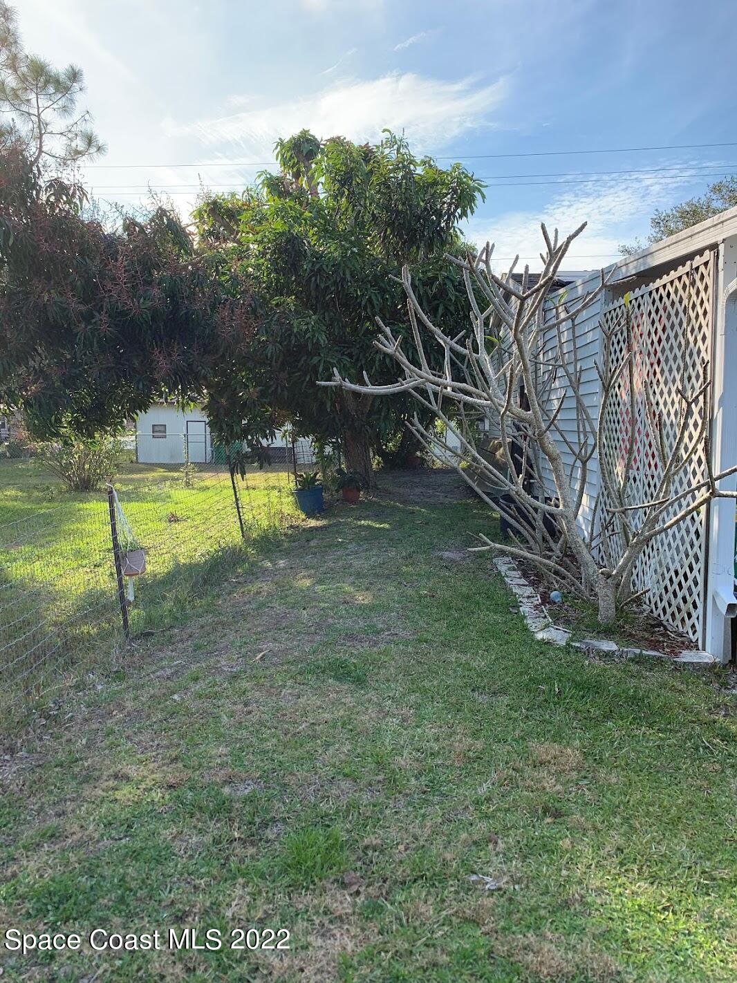 212 Rosewood Drive