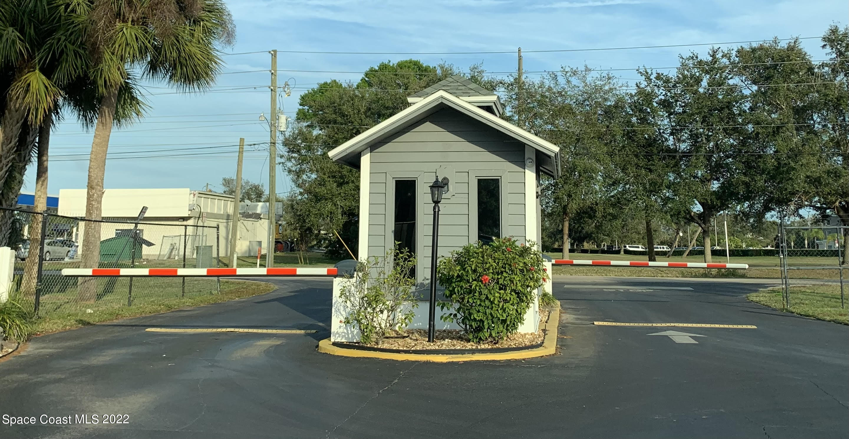 212 Rosewood Drive