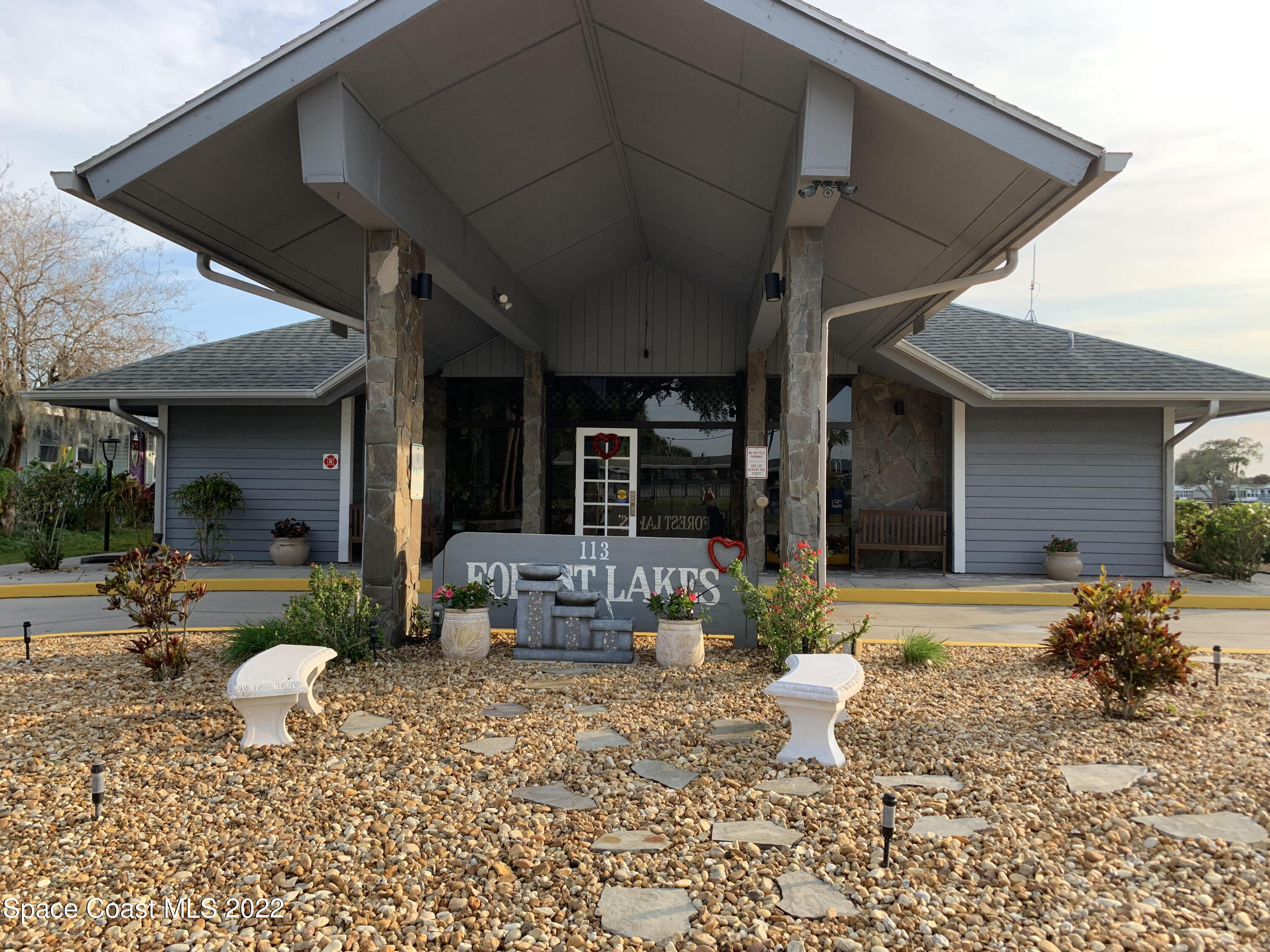 212 Rosewood Drive