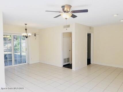 1052 Hickory Lane