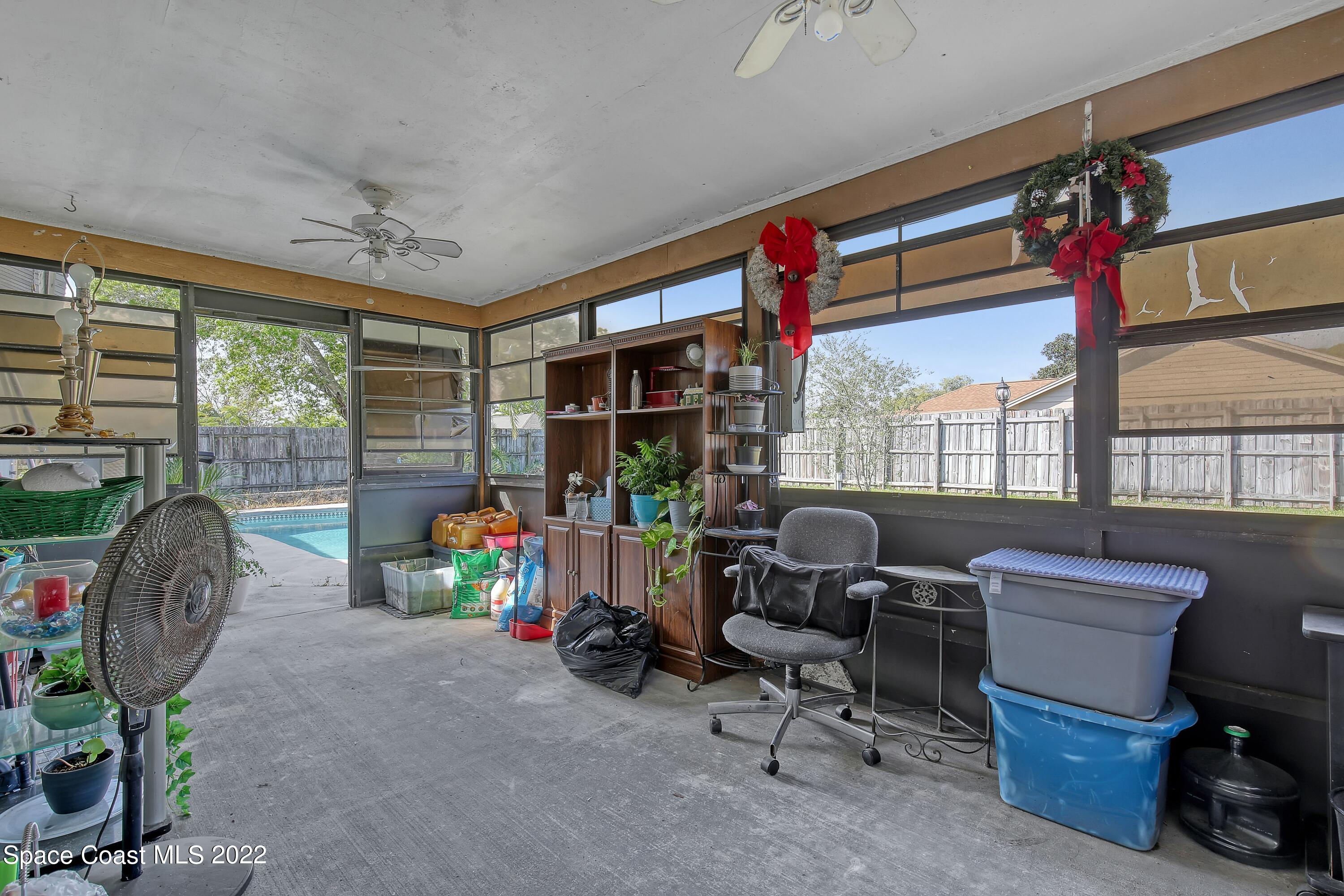 2594 Longwood Boulevard