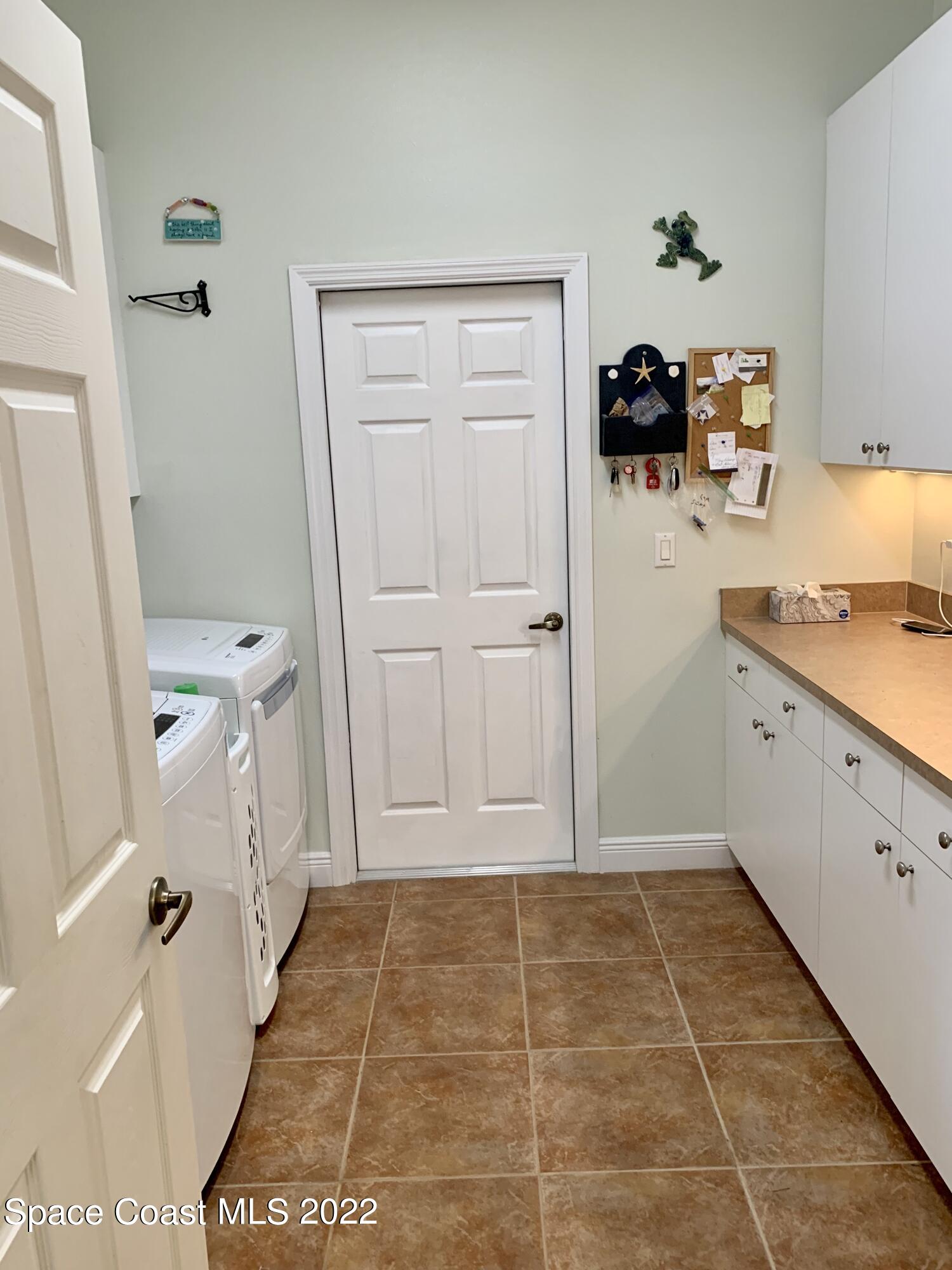 2451 Windchaser Court