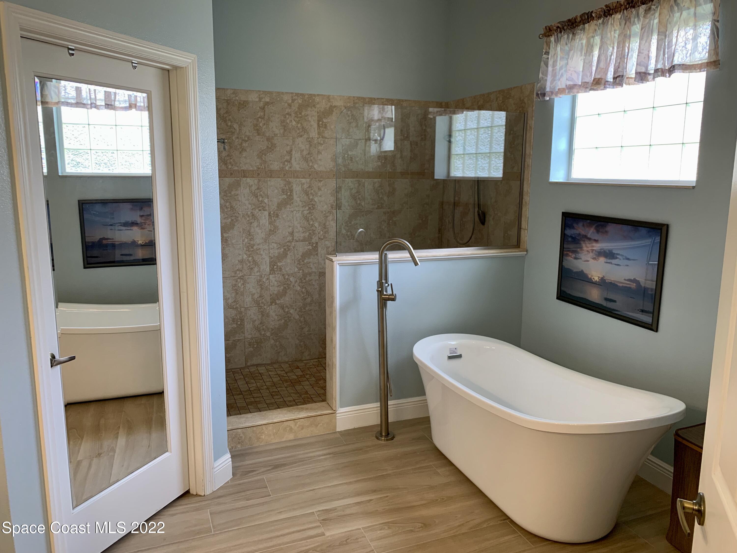 2451 Windchaser Court