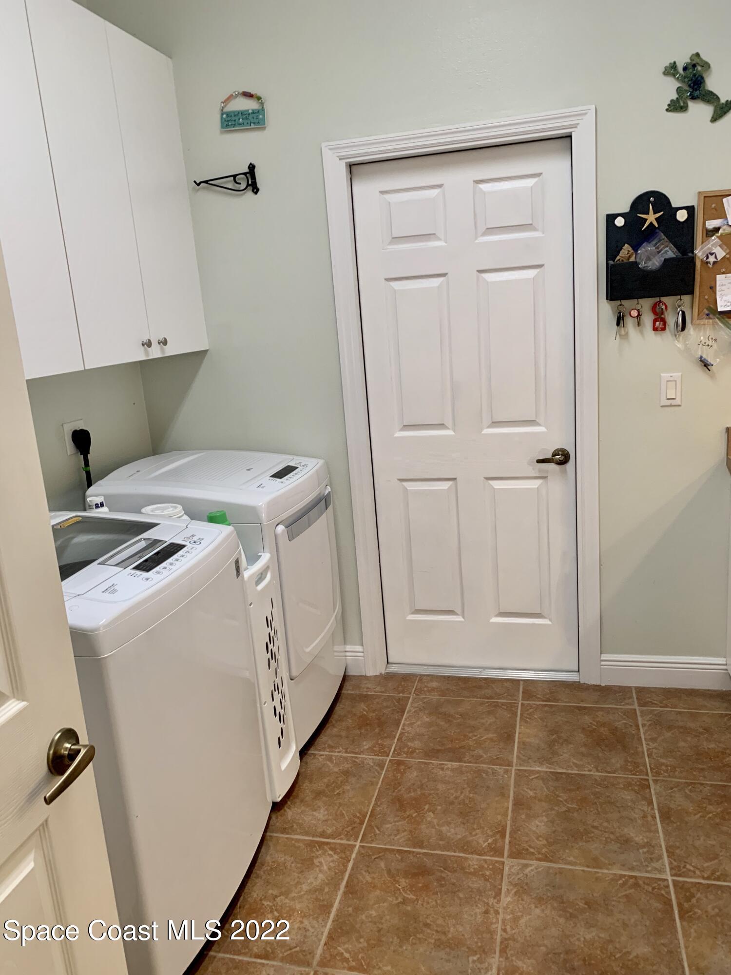 2451 Windchaser Court