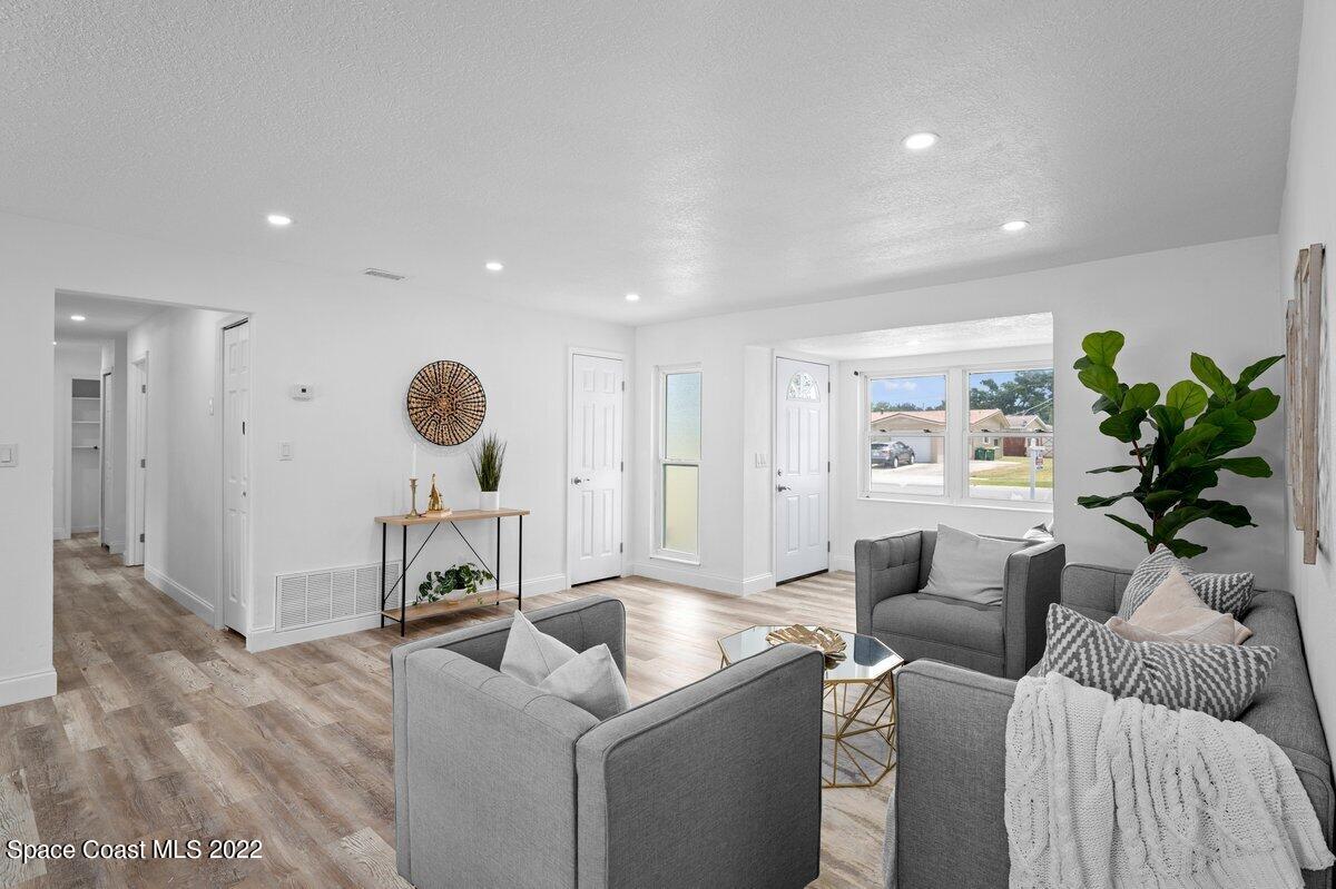 920 Garden Road
