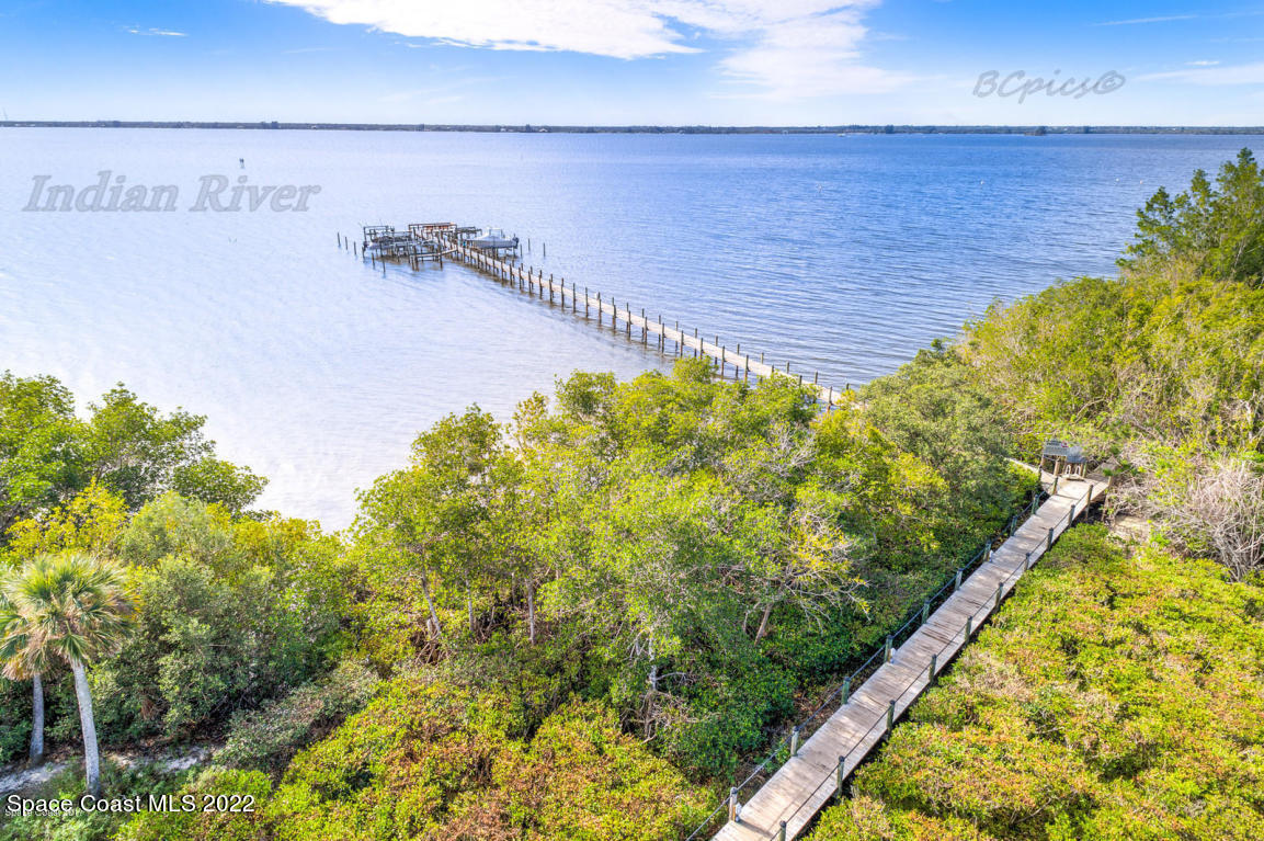 5575 Cord Grass Ln.