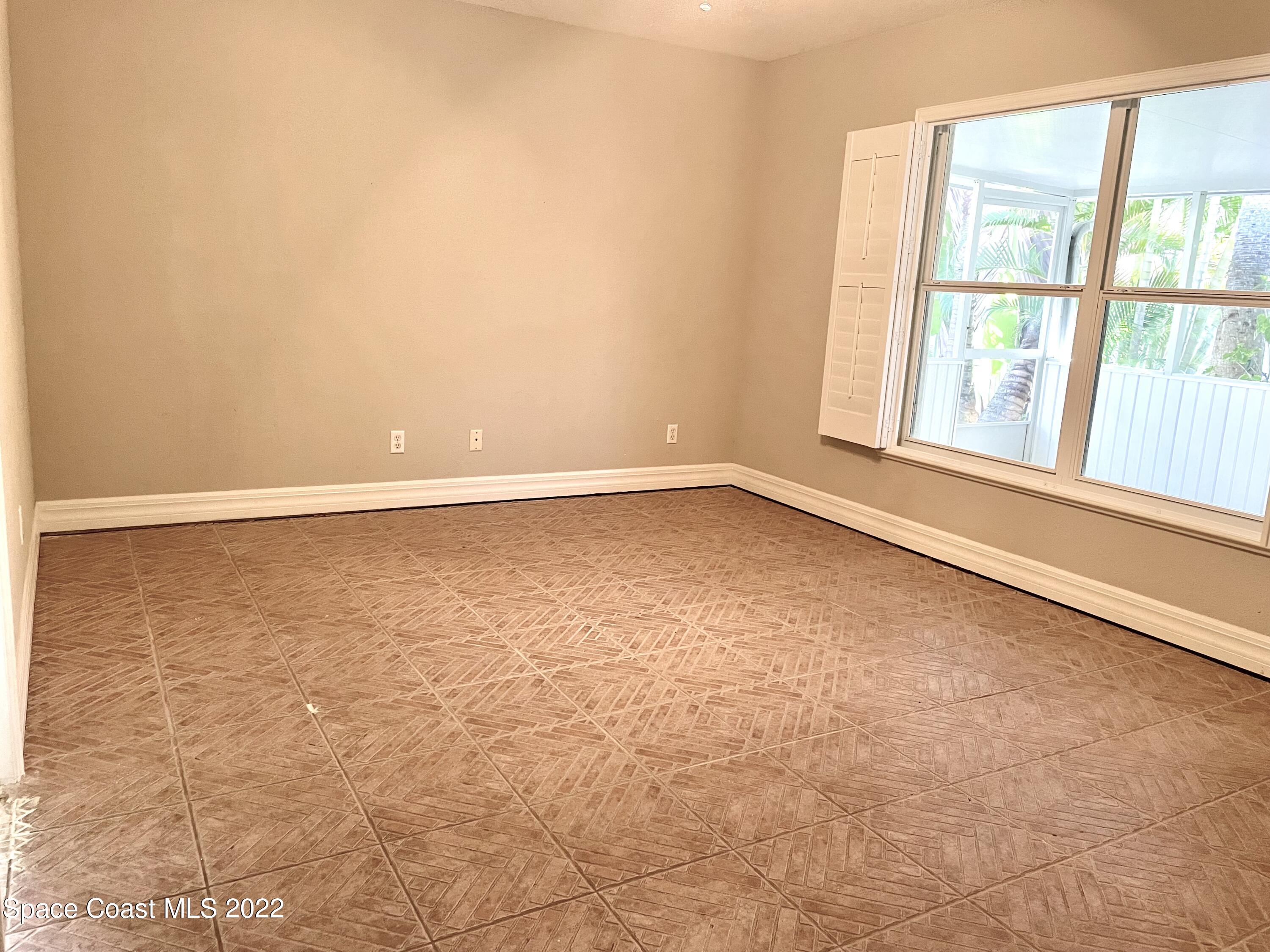 5575 Cord Grass Ln.