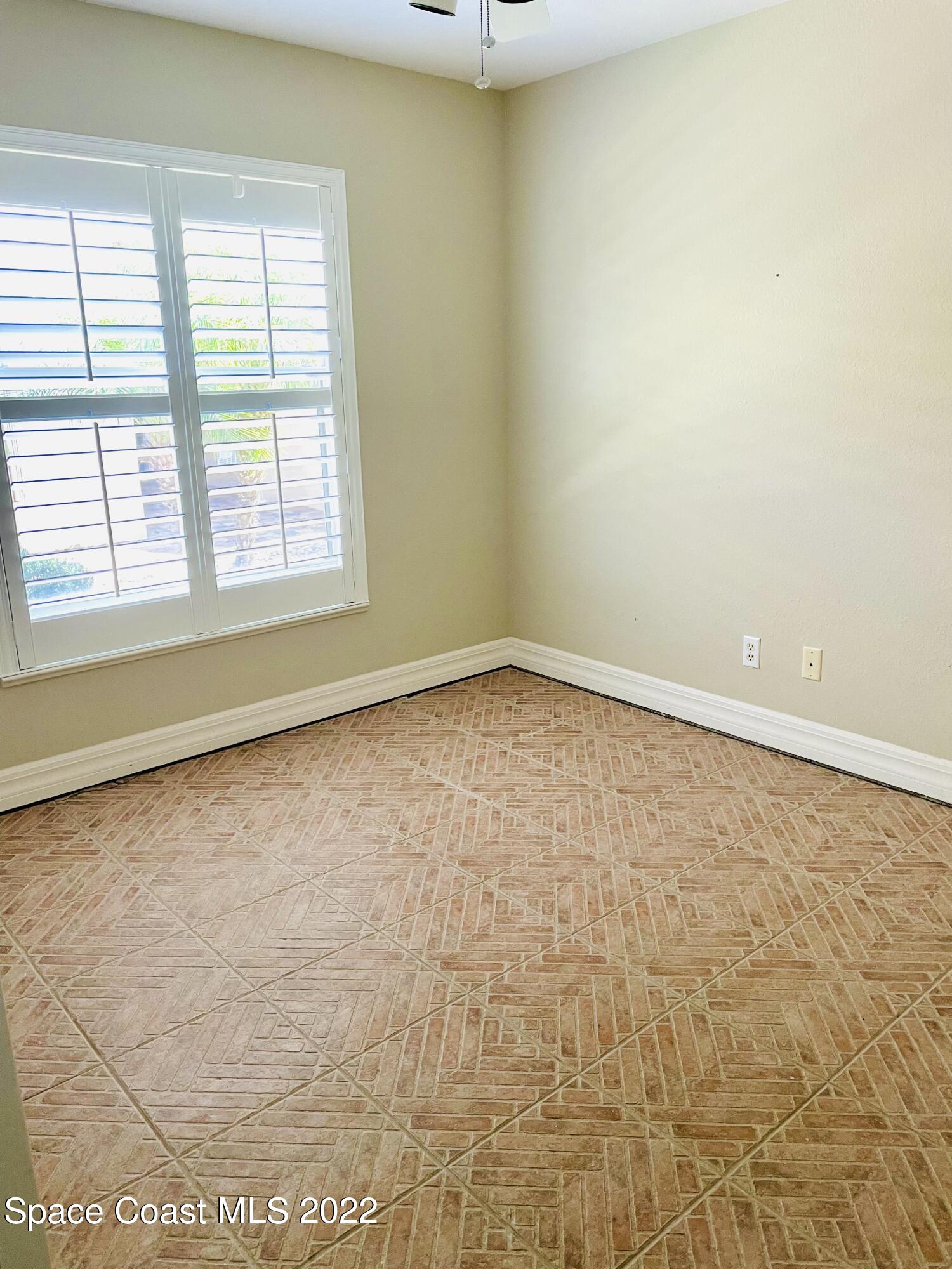 5575 Cord Grass Ln.