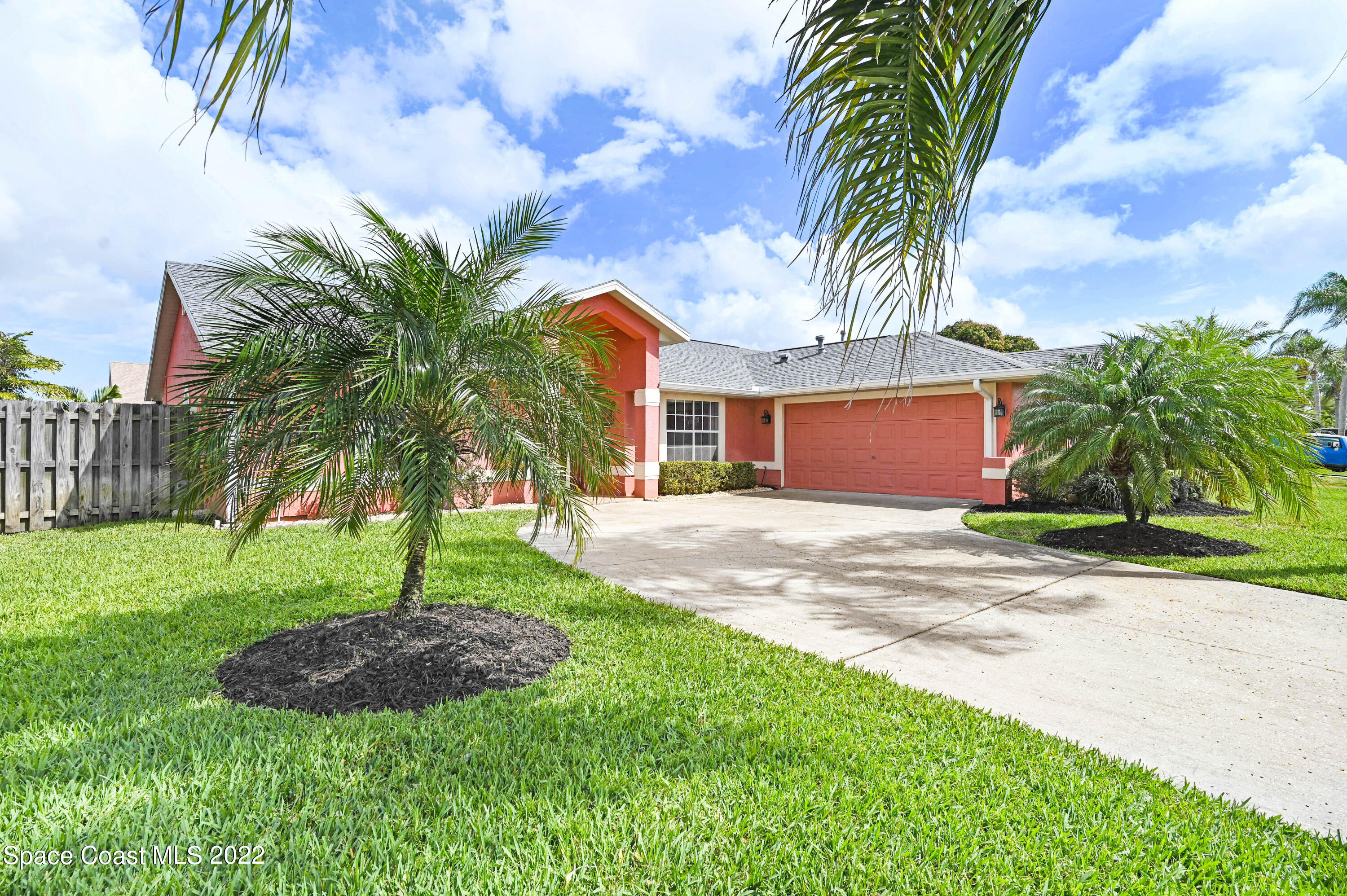 1937 Glen Meadows Circle