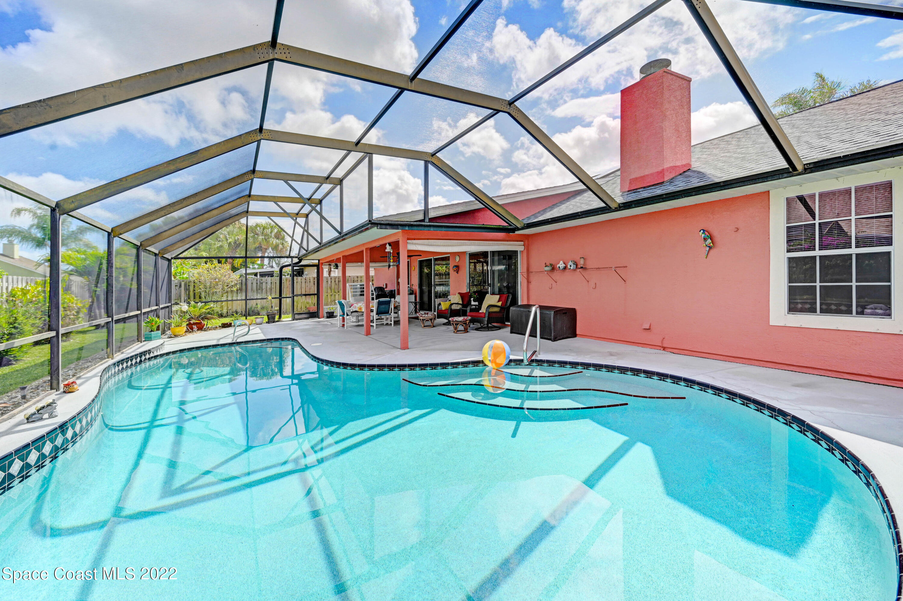 1937 Glen Meadows Circle