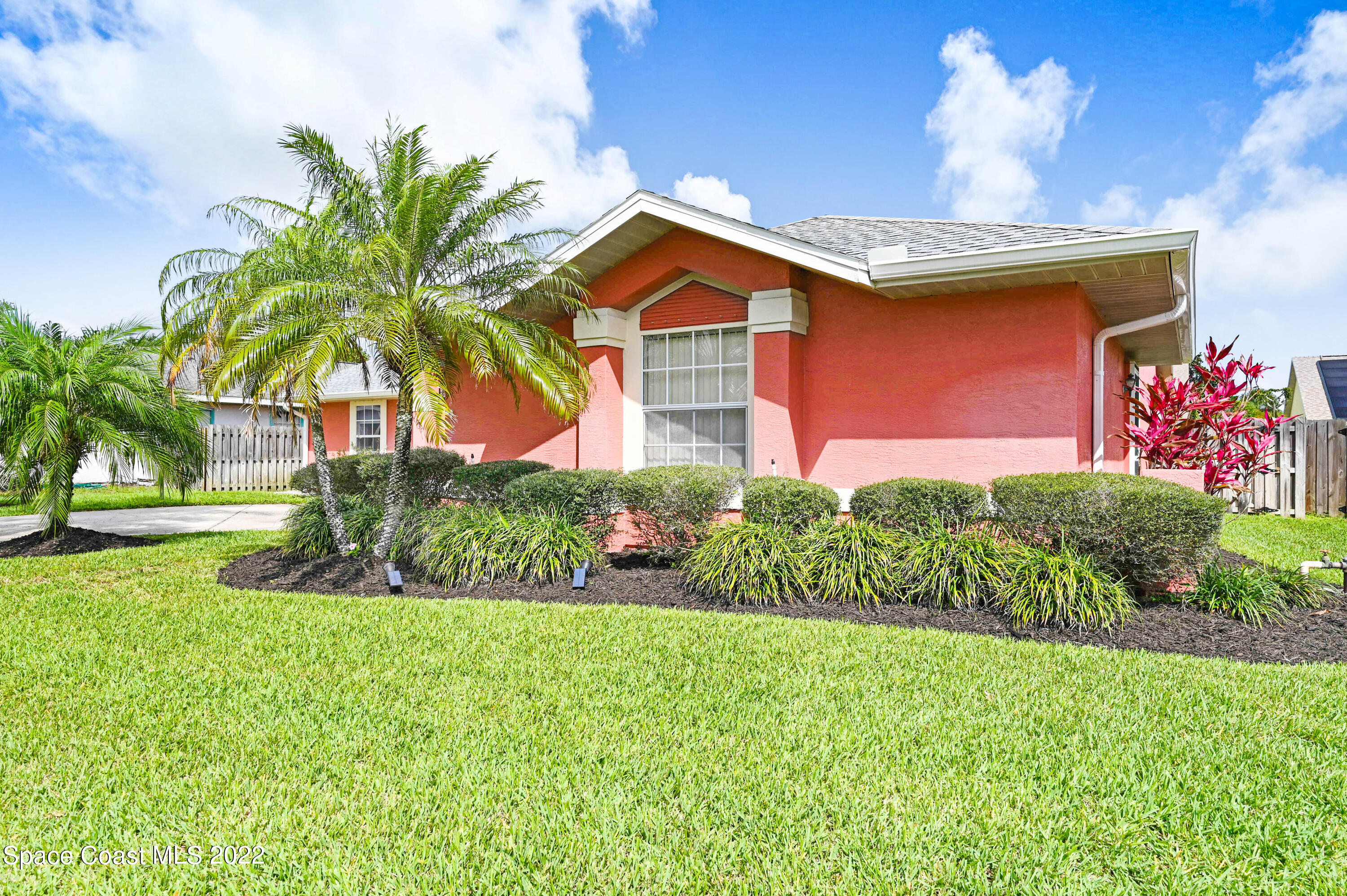 1937 Glen Meadows Circle