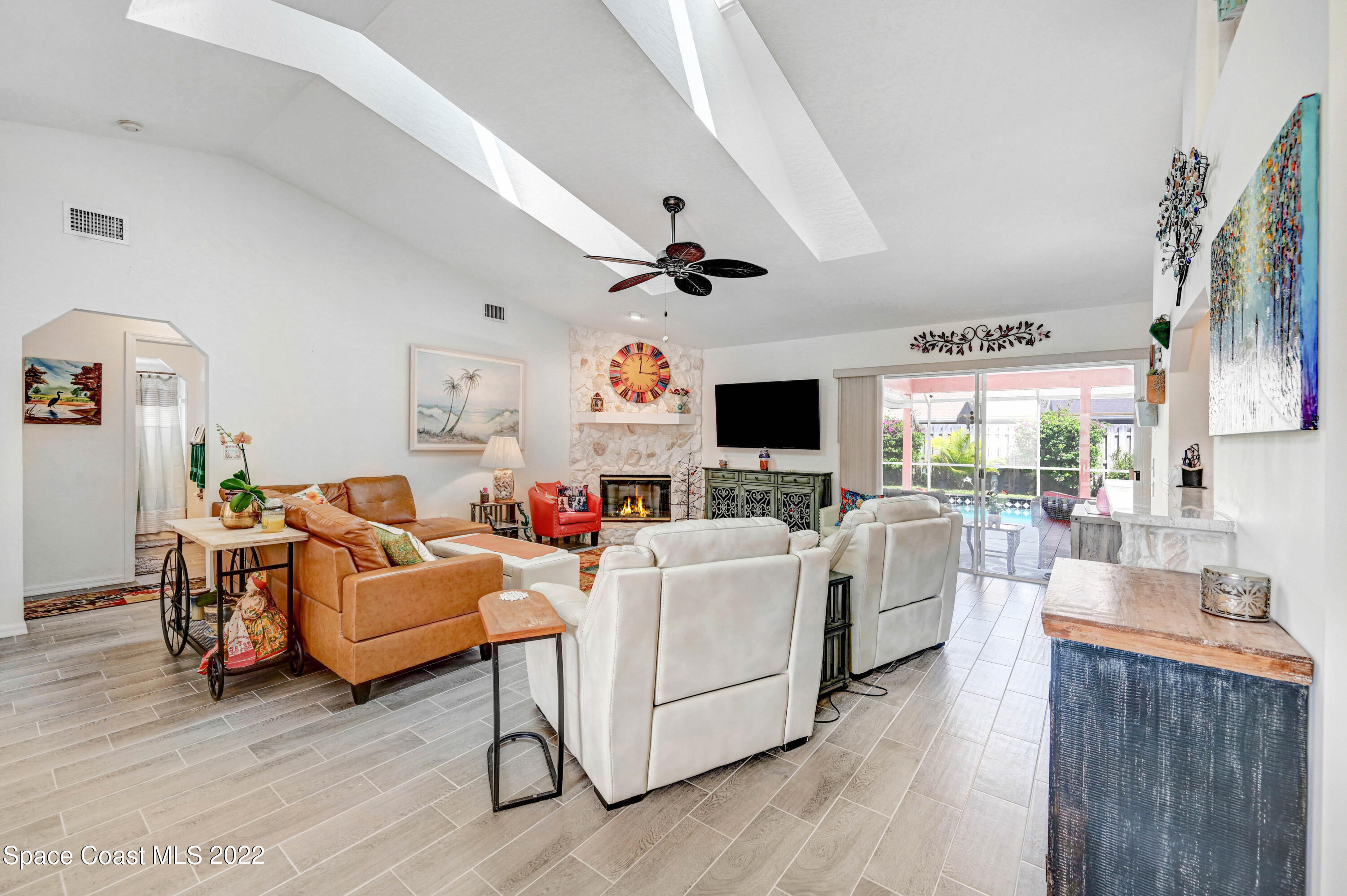 1937 Glen Meadows Circle
