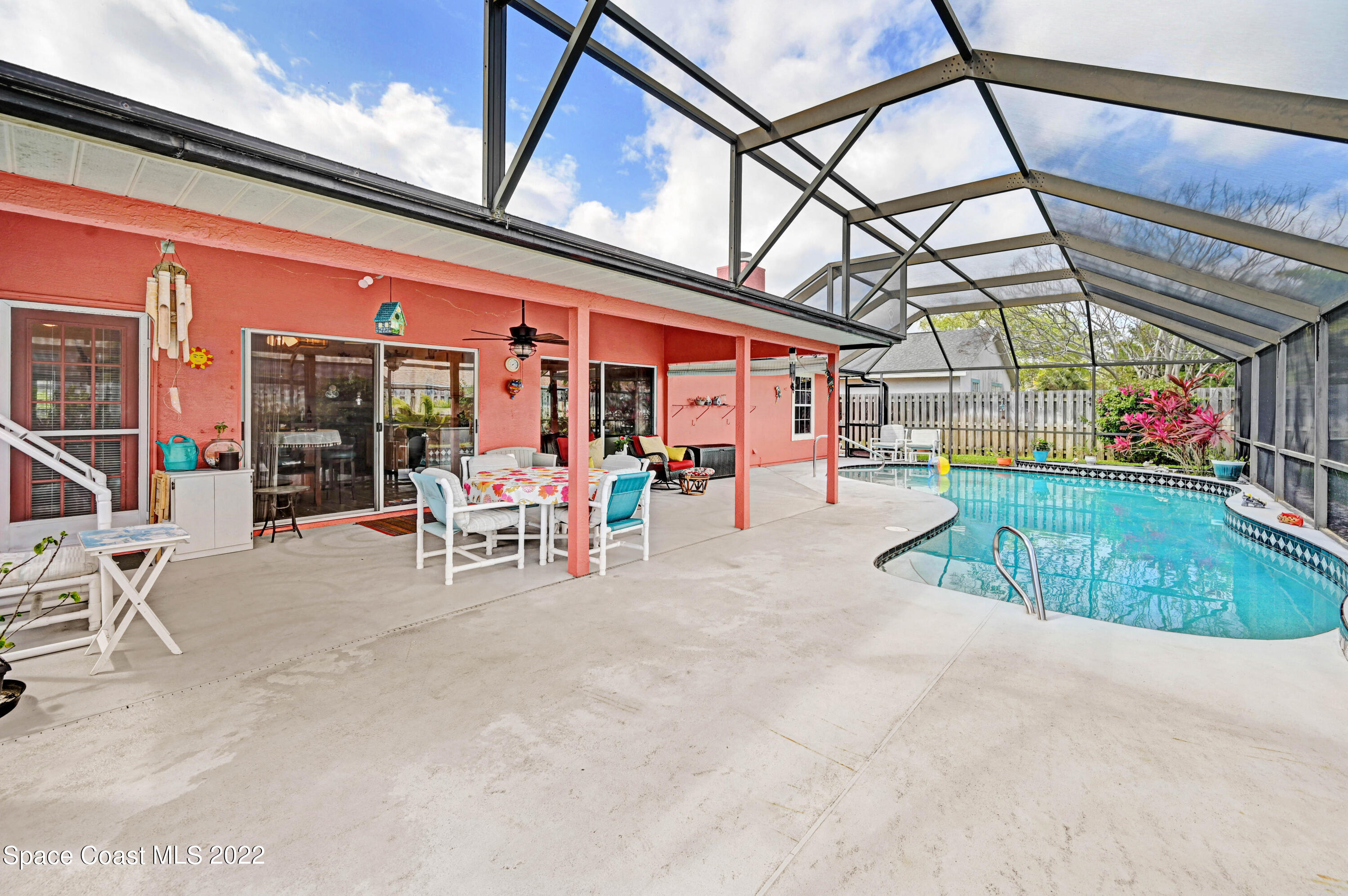 1937 Glen Meadows Circle