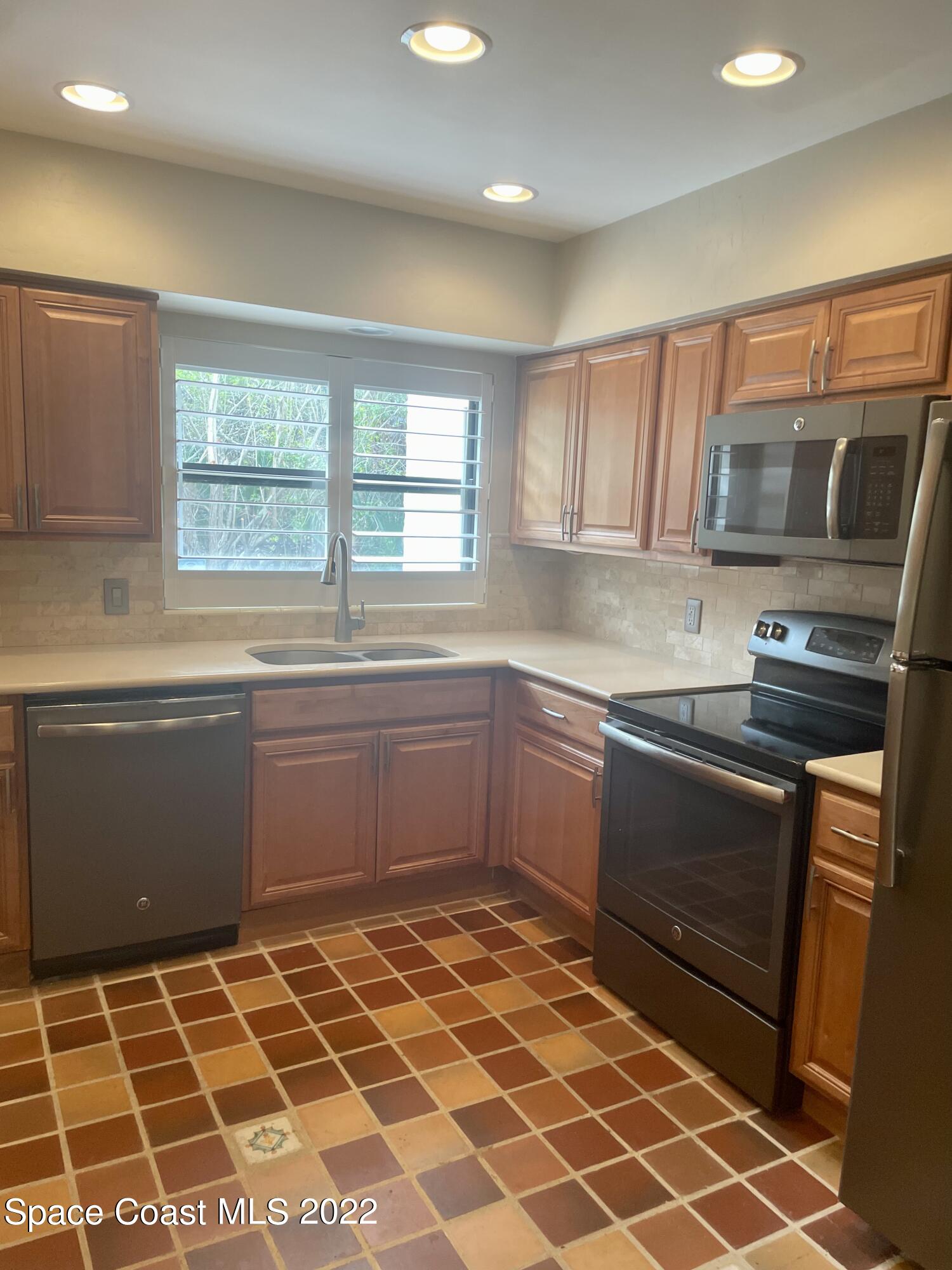 9640 S Tropical Trail
