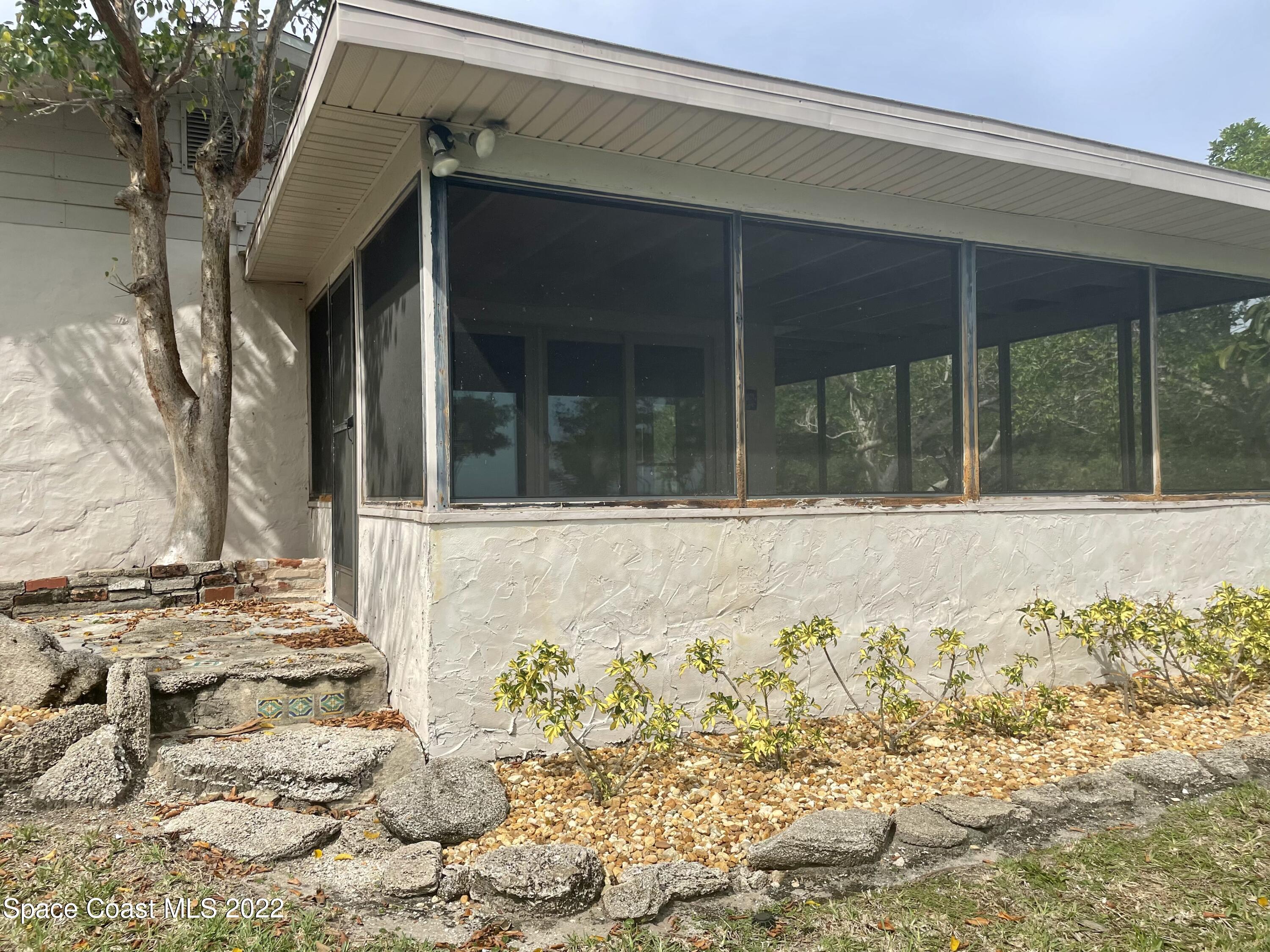 9640 S Tropical Trail