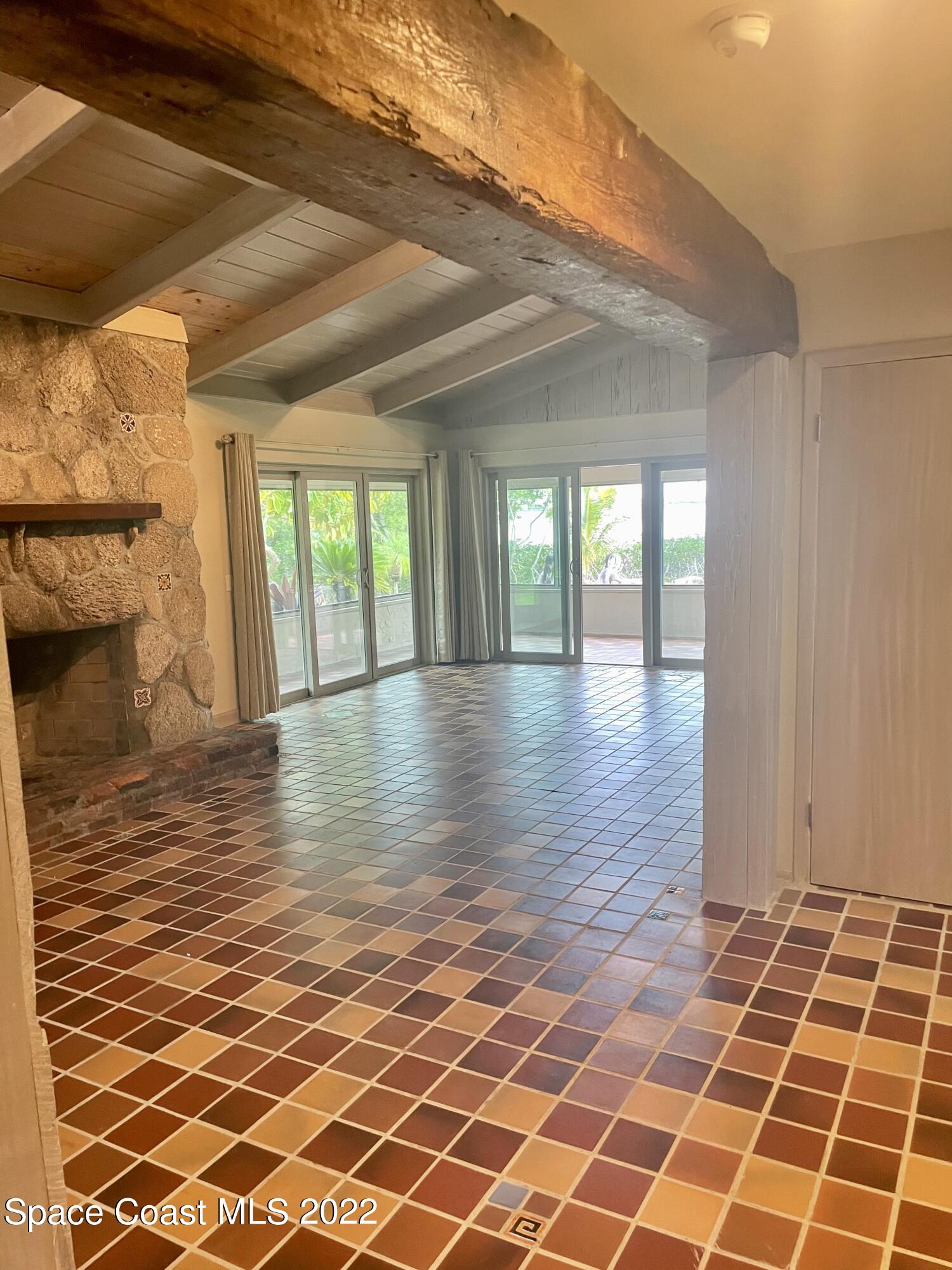 9640 S Tropical Trail