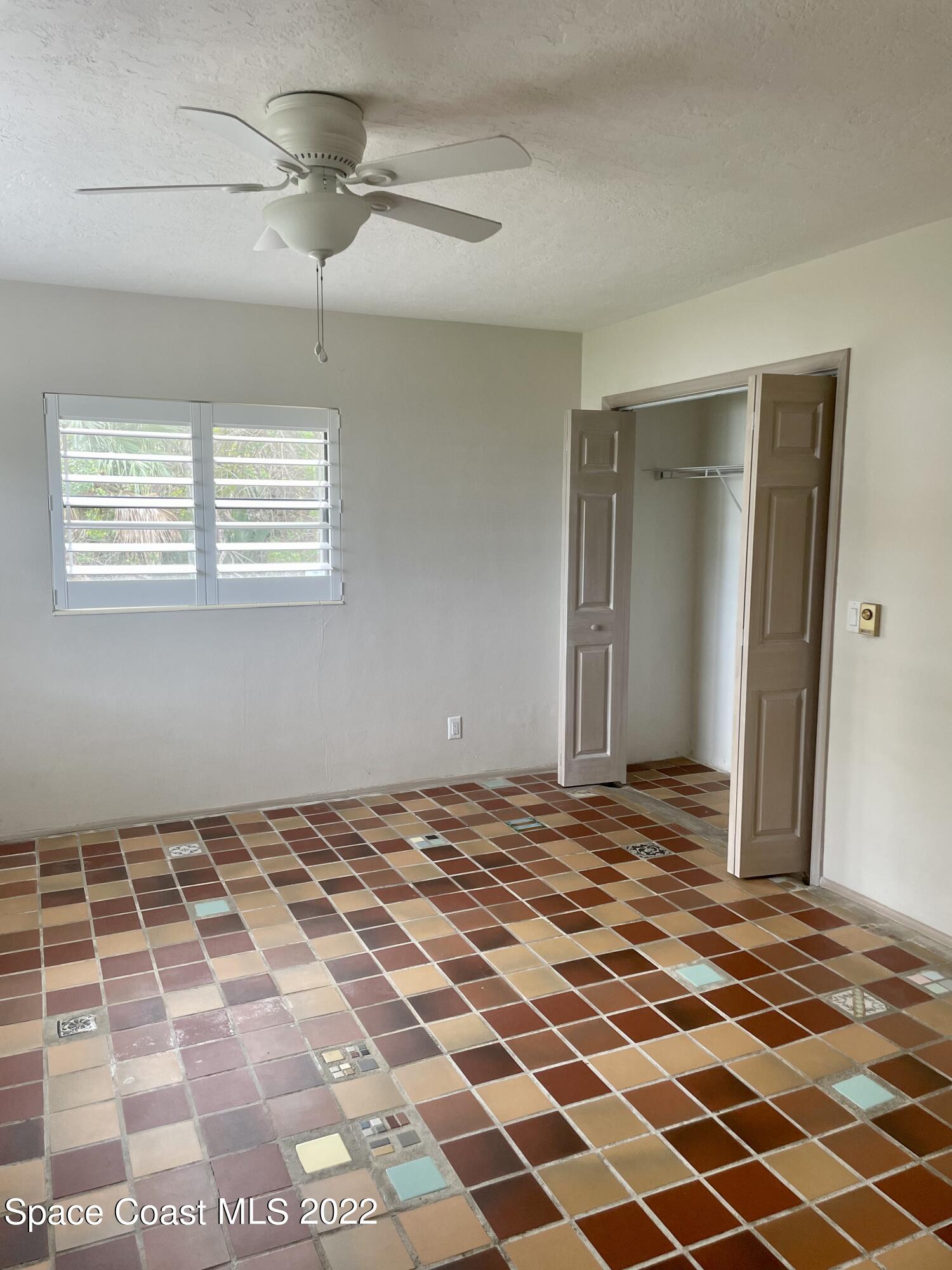 9640 S Tropical Trail
