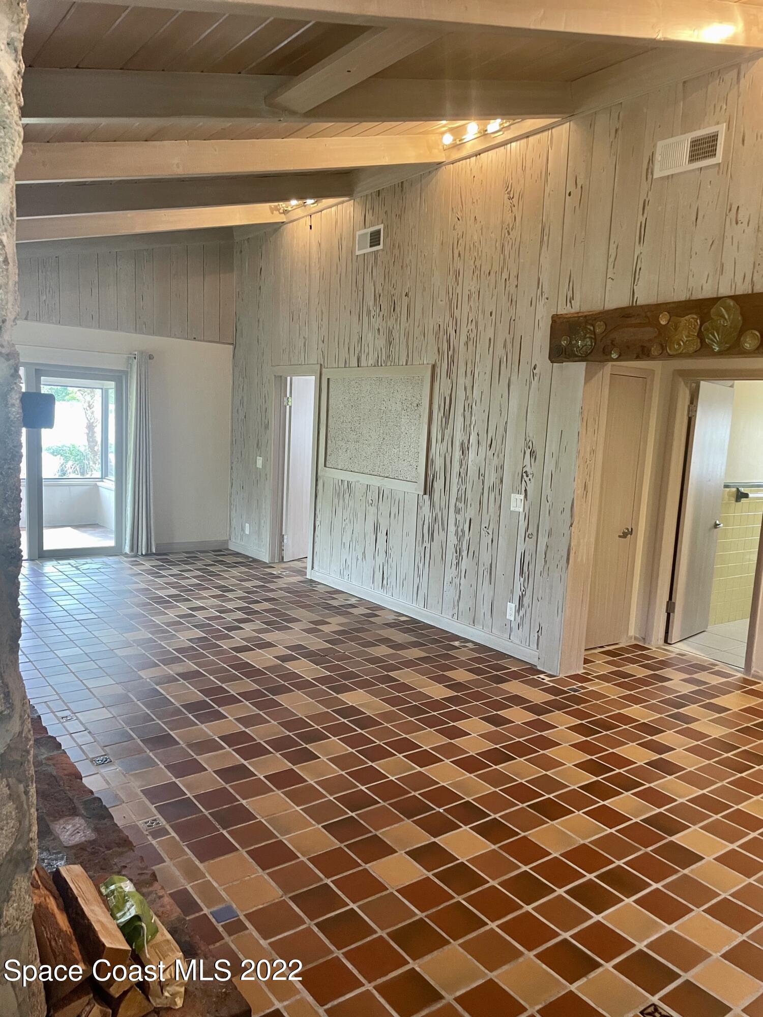9640 S Tropical Trail