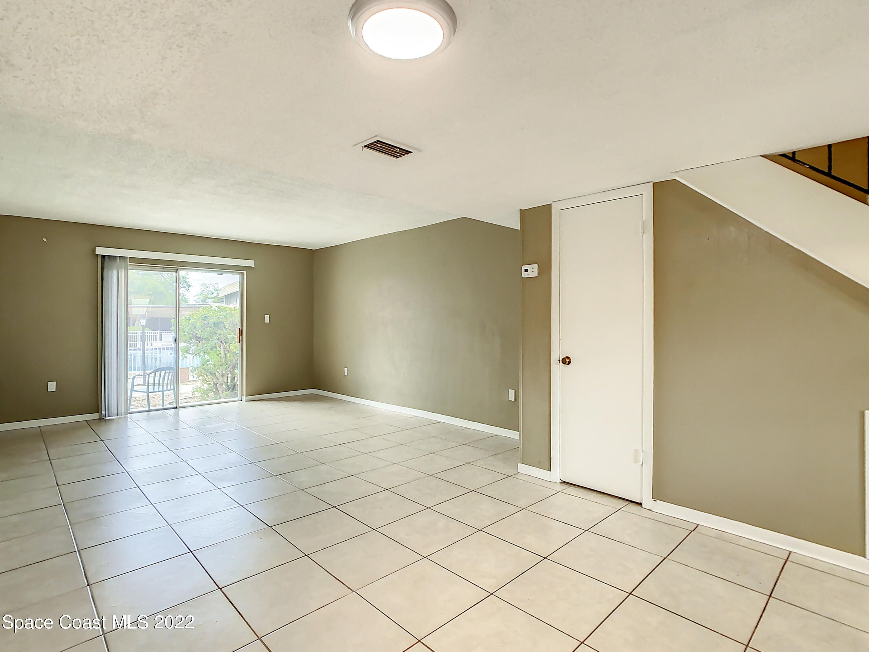 2487 Country Club Drive, 103